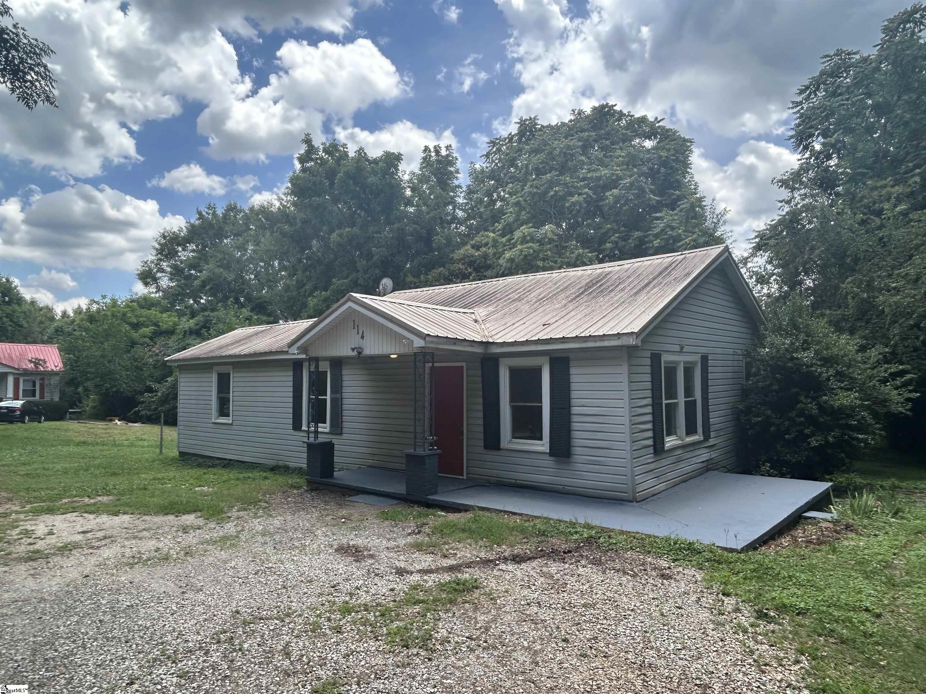 114 Old Bent Bridge Road Property Photo 2