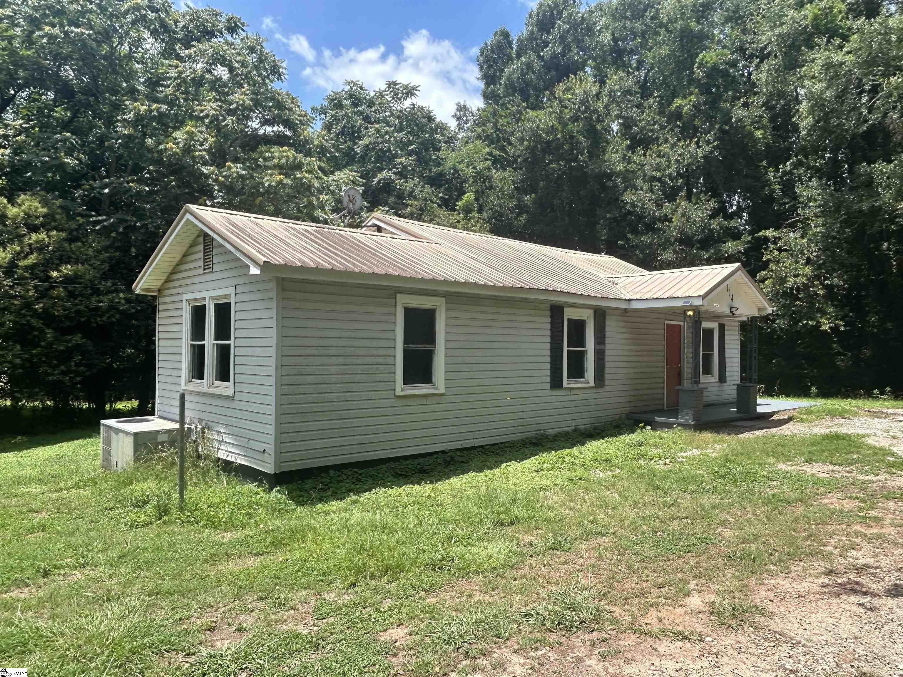 114 Old Bent Bridge Road Property Photo 3