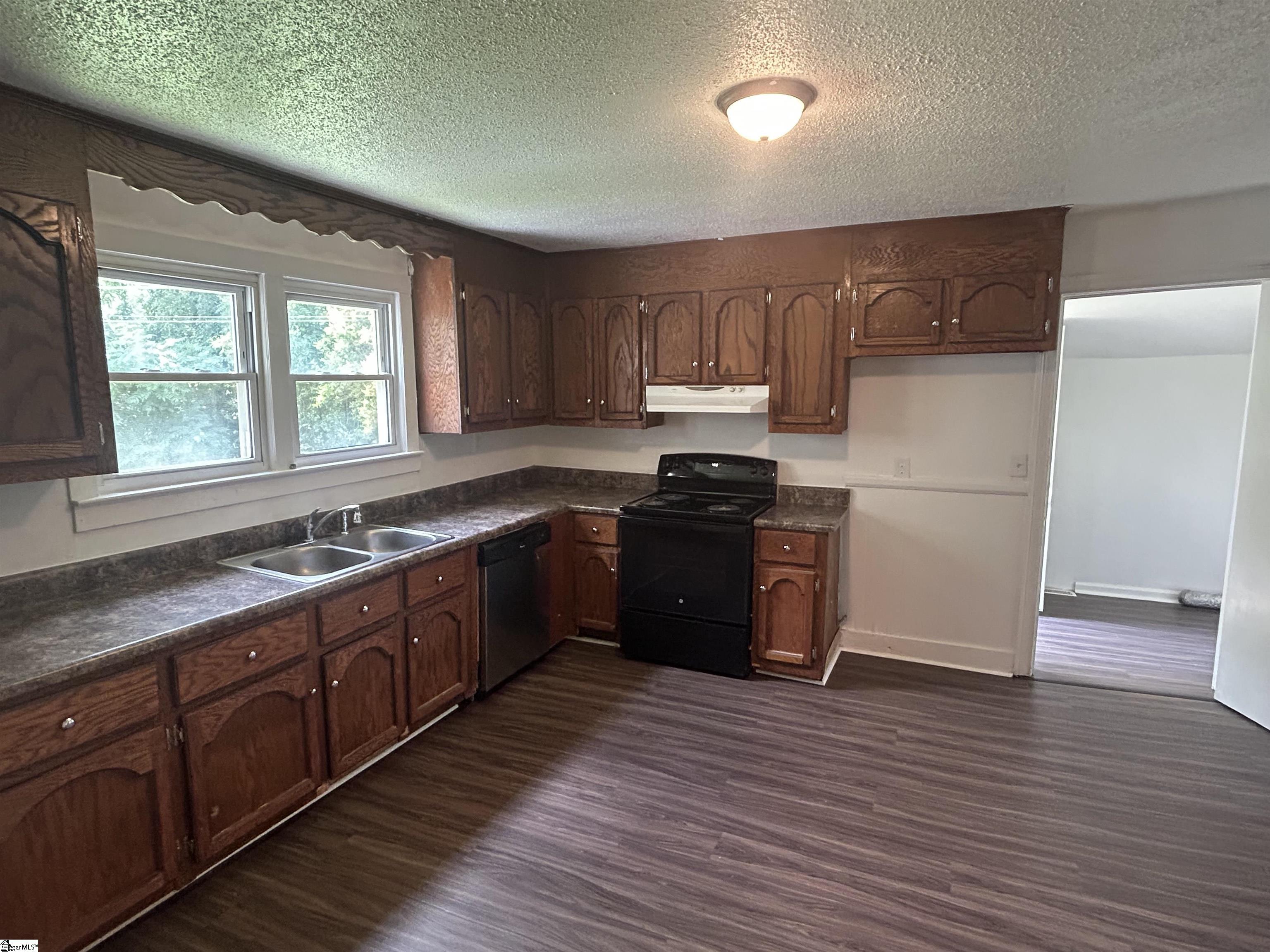 114 Old Bent Bridge Road Property Photo 6