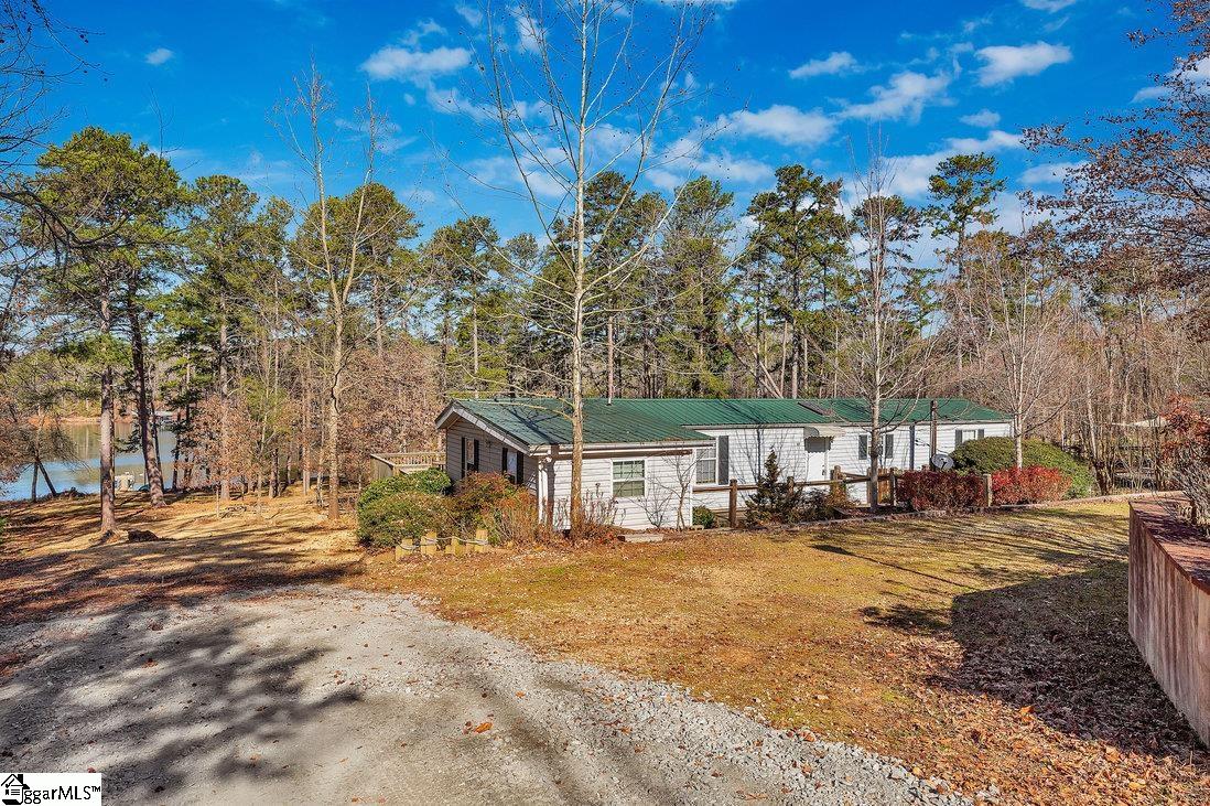 117 Gemstone Trail Property Photo 4