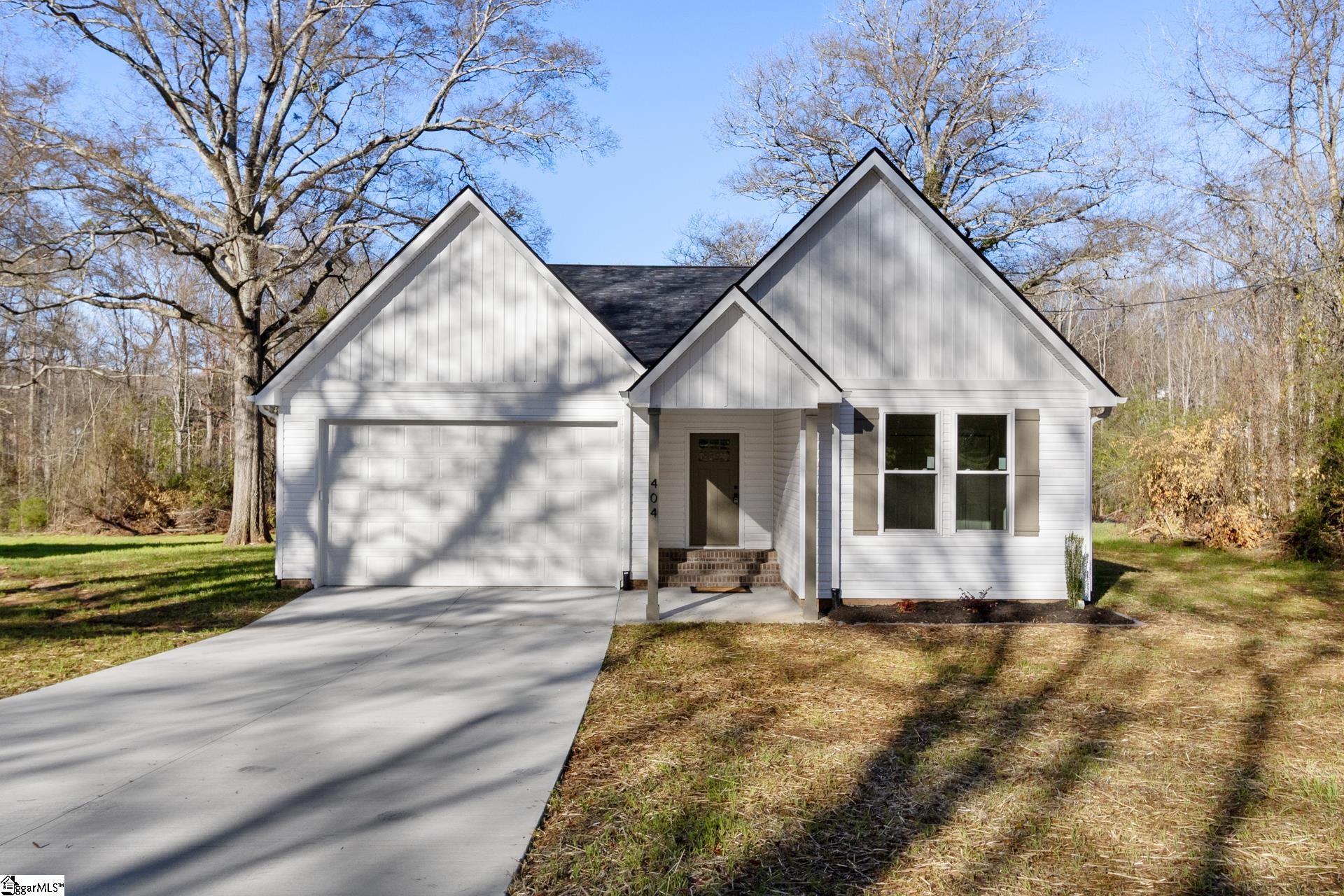 404 Burrell Street Property Photo