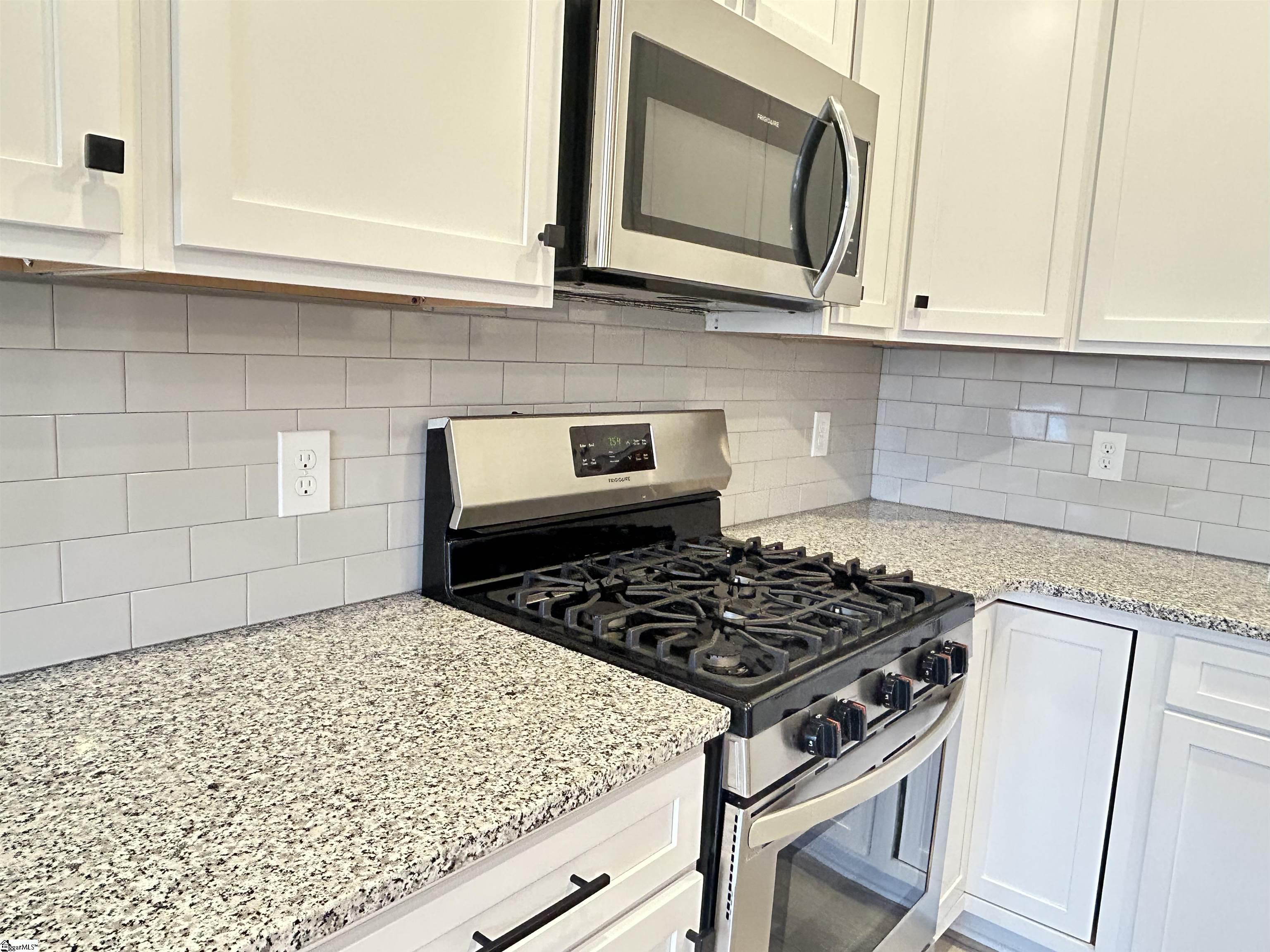 222 Everard Lane Property Photo 7