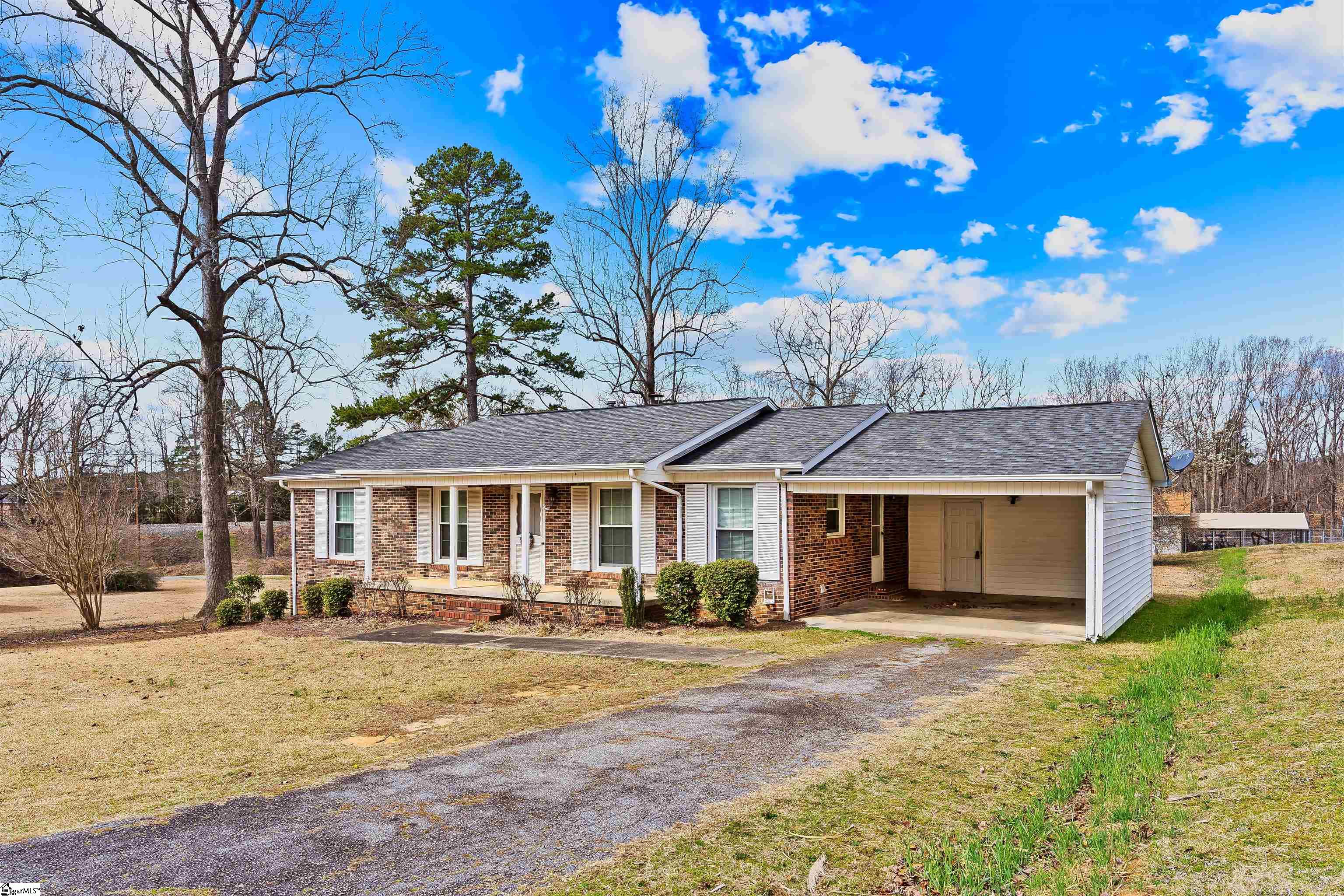 115 E Forest Drive Property Photo 2