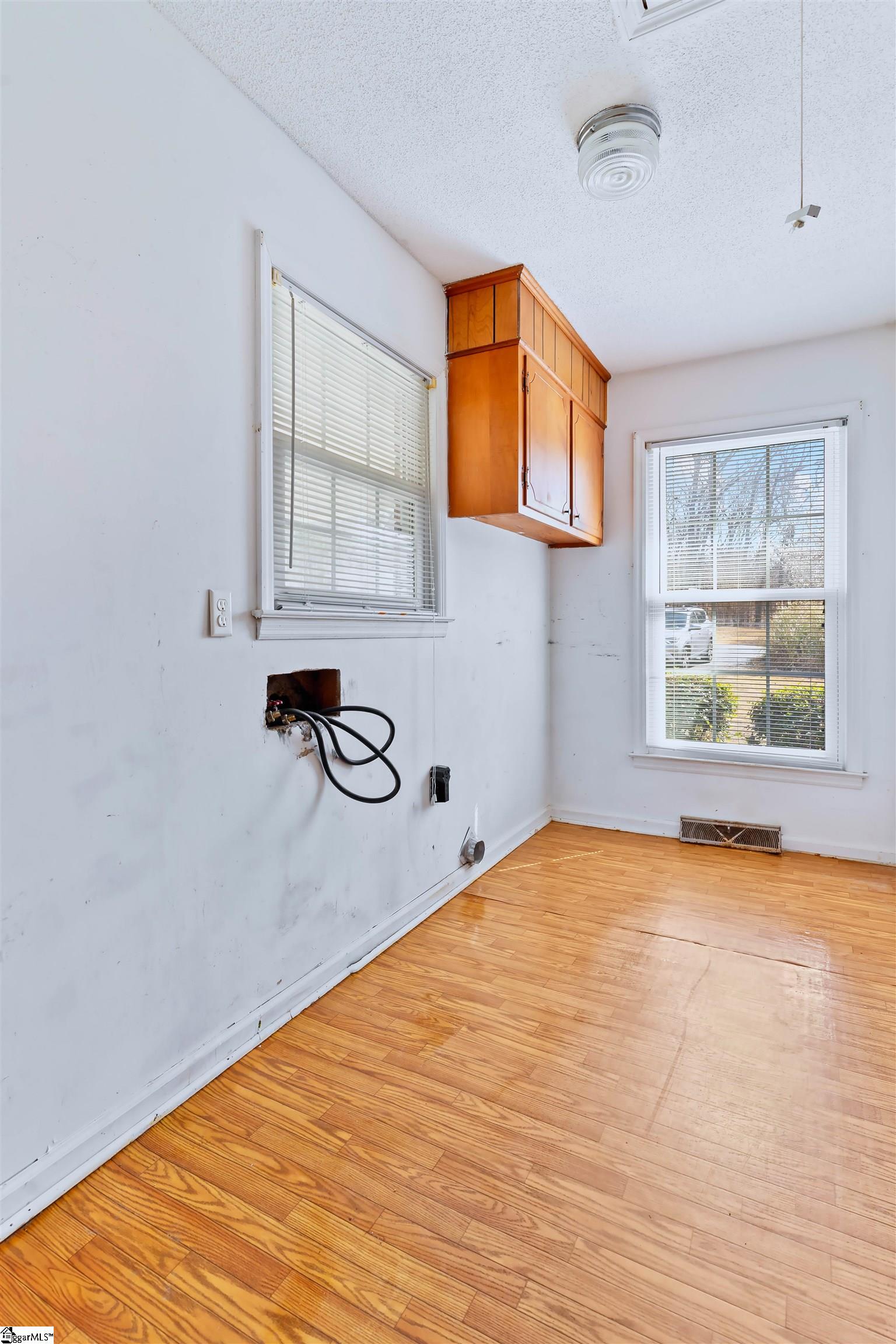 115 E Forest Drive Property Photo 13