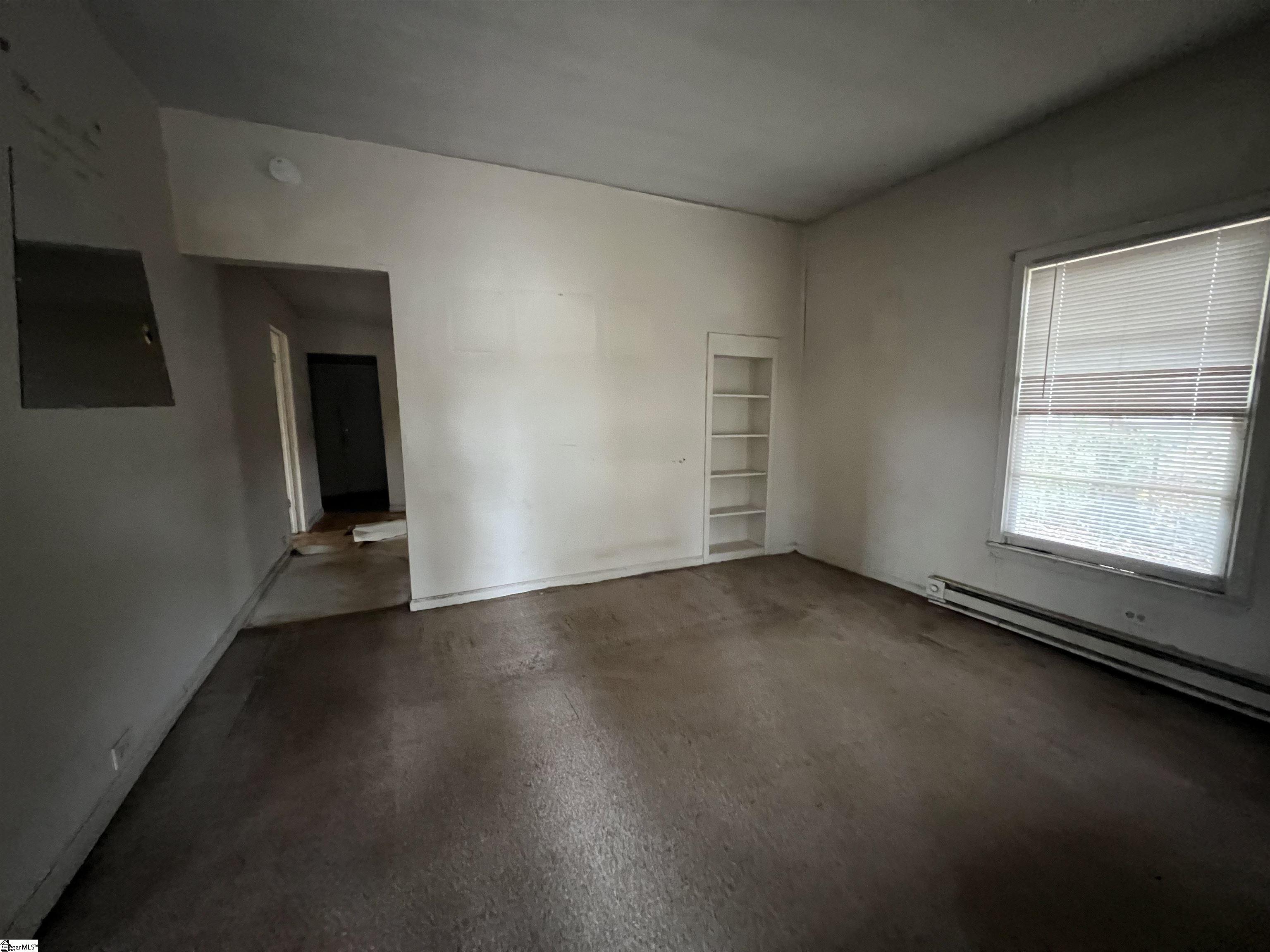 407 Willow Street Property Photo 7