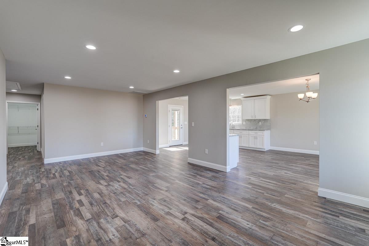 511 Paula Daves Court Property Photo 10