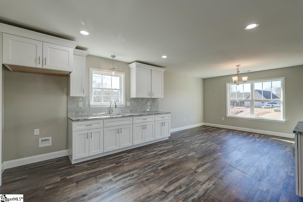 511 Paula Daves Court Property Photo 12
