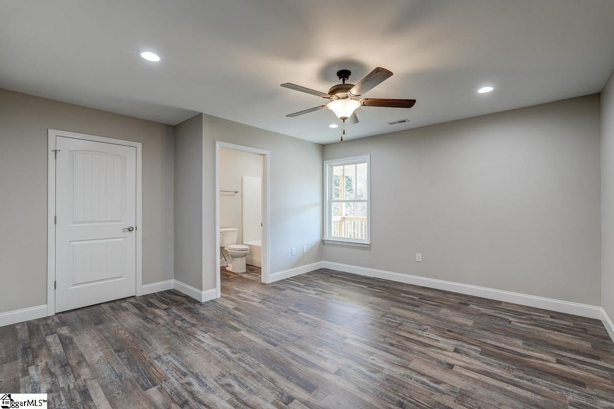 511 Paula Daves Court Property Photo 13