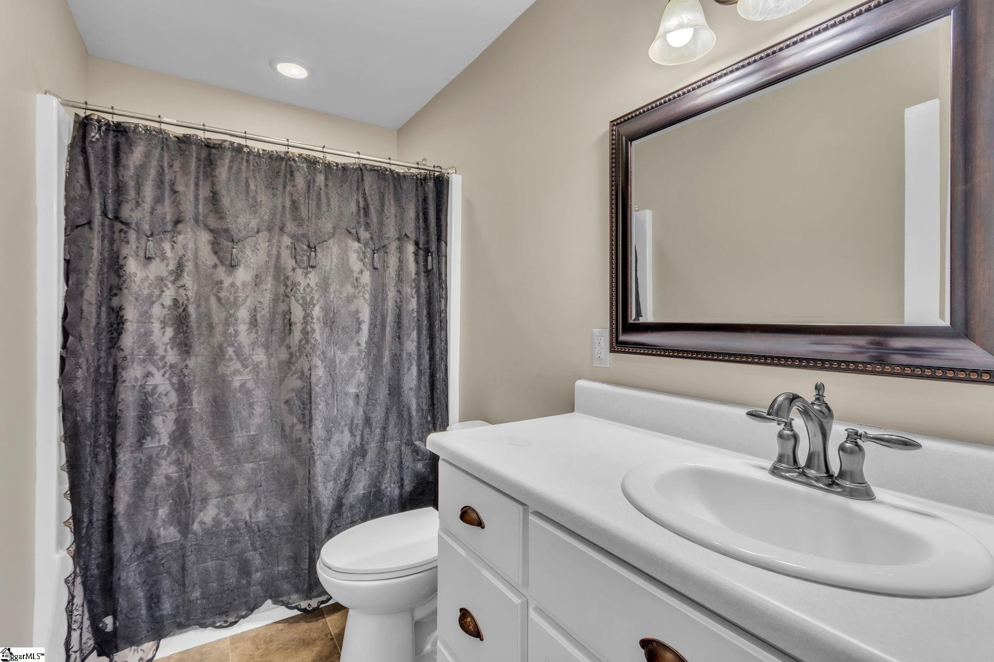 4410 New Cut Road Property Photo 17