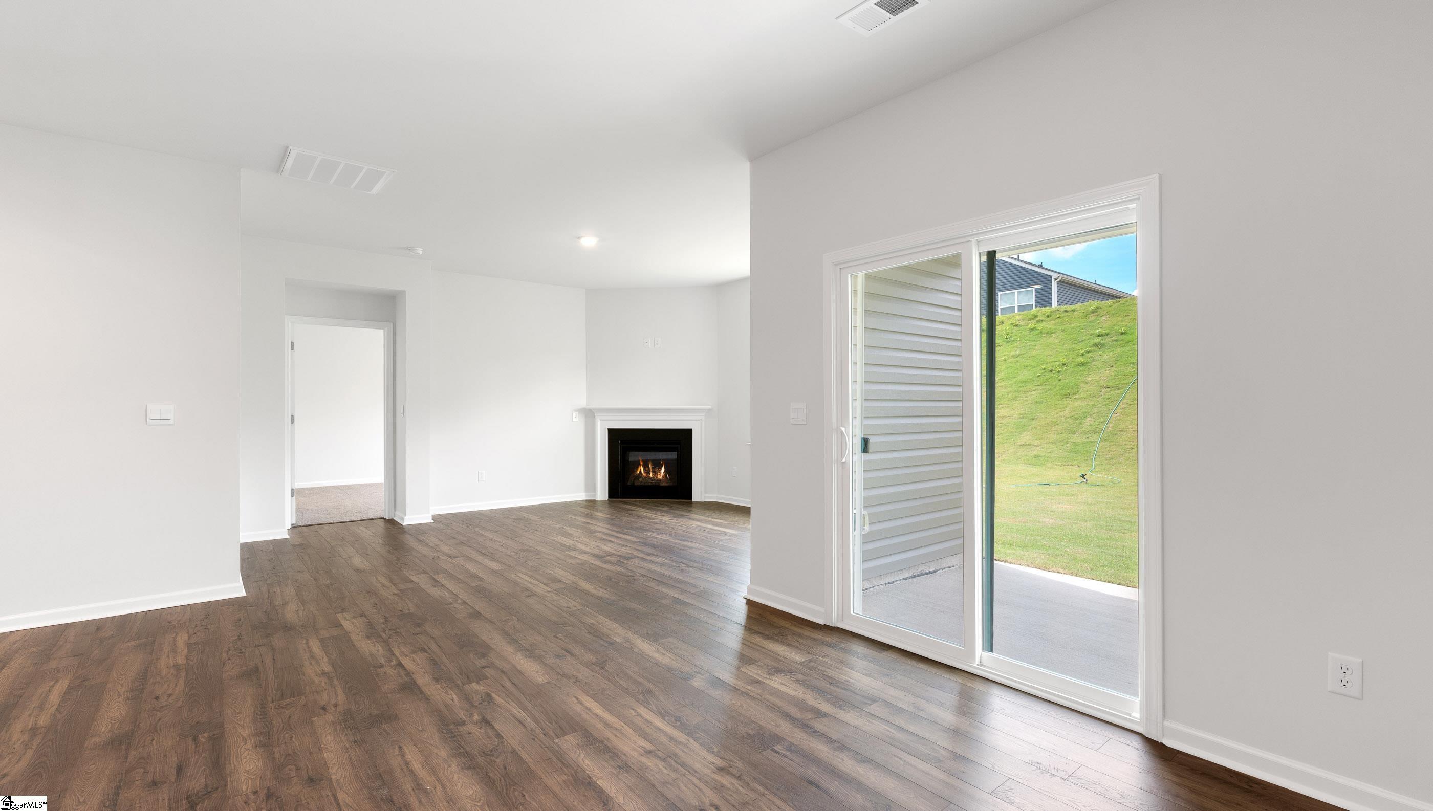 1021 Roleson Way Property Photo 18