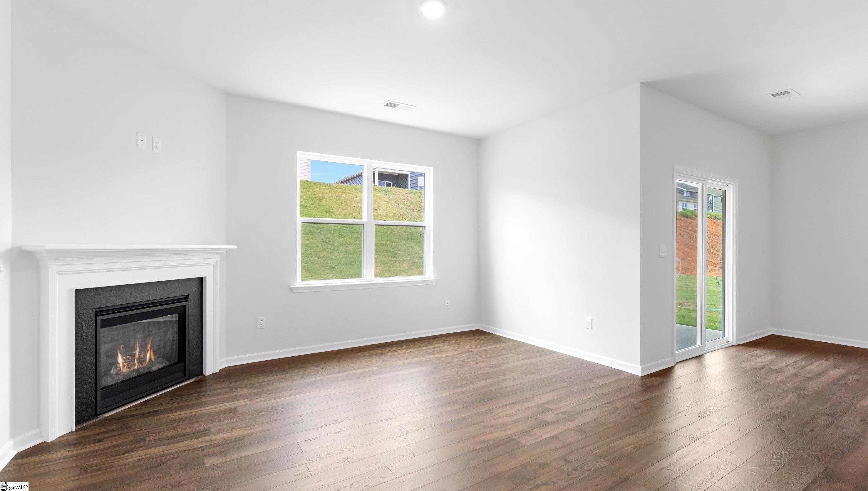 1021 Roleson Way Property Photo 21