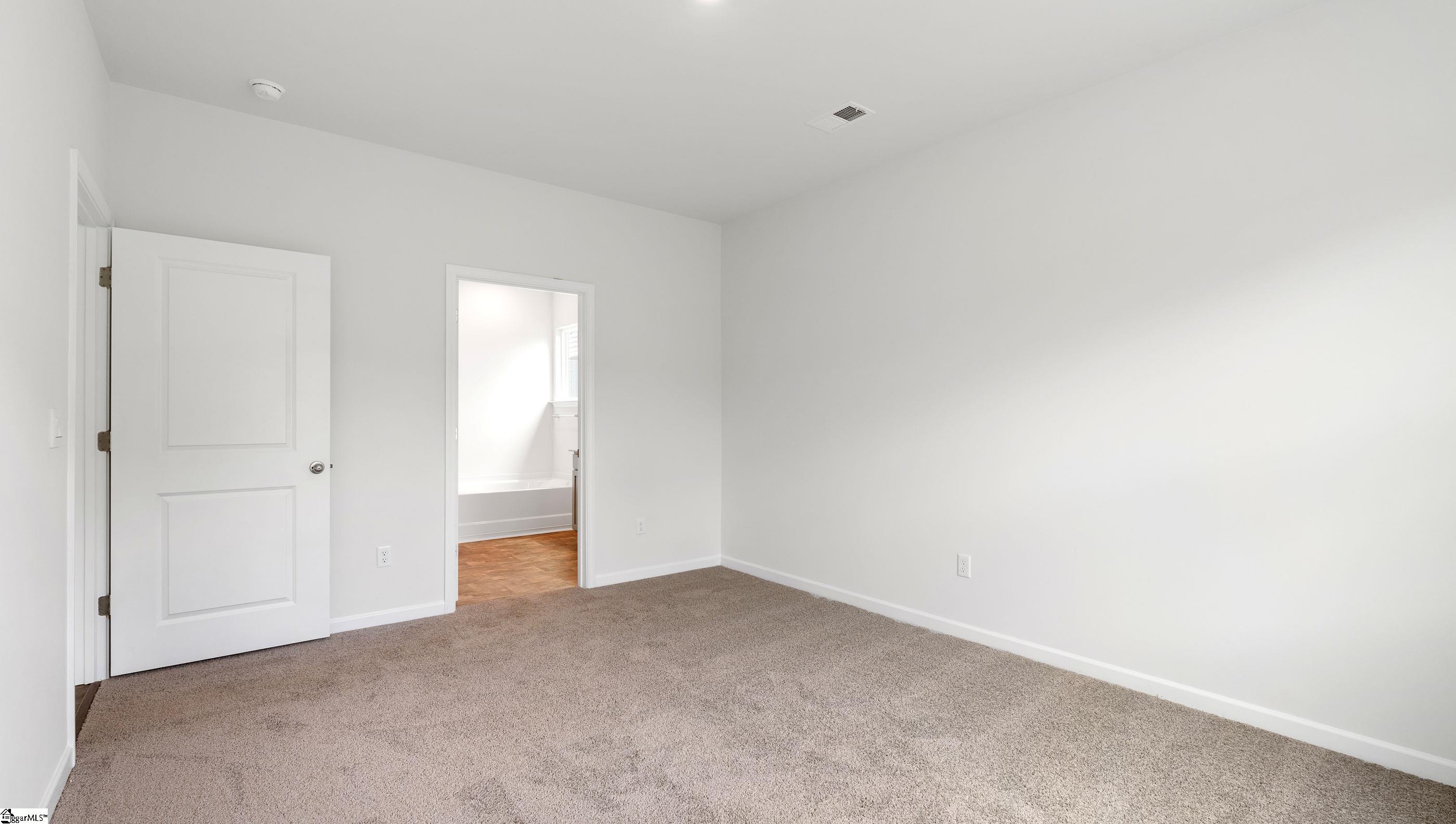 1021 Roleson Way Property Photo 23