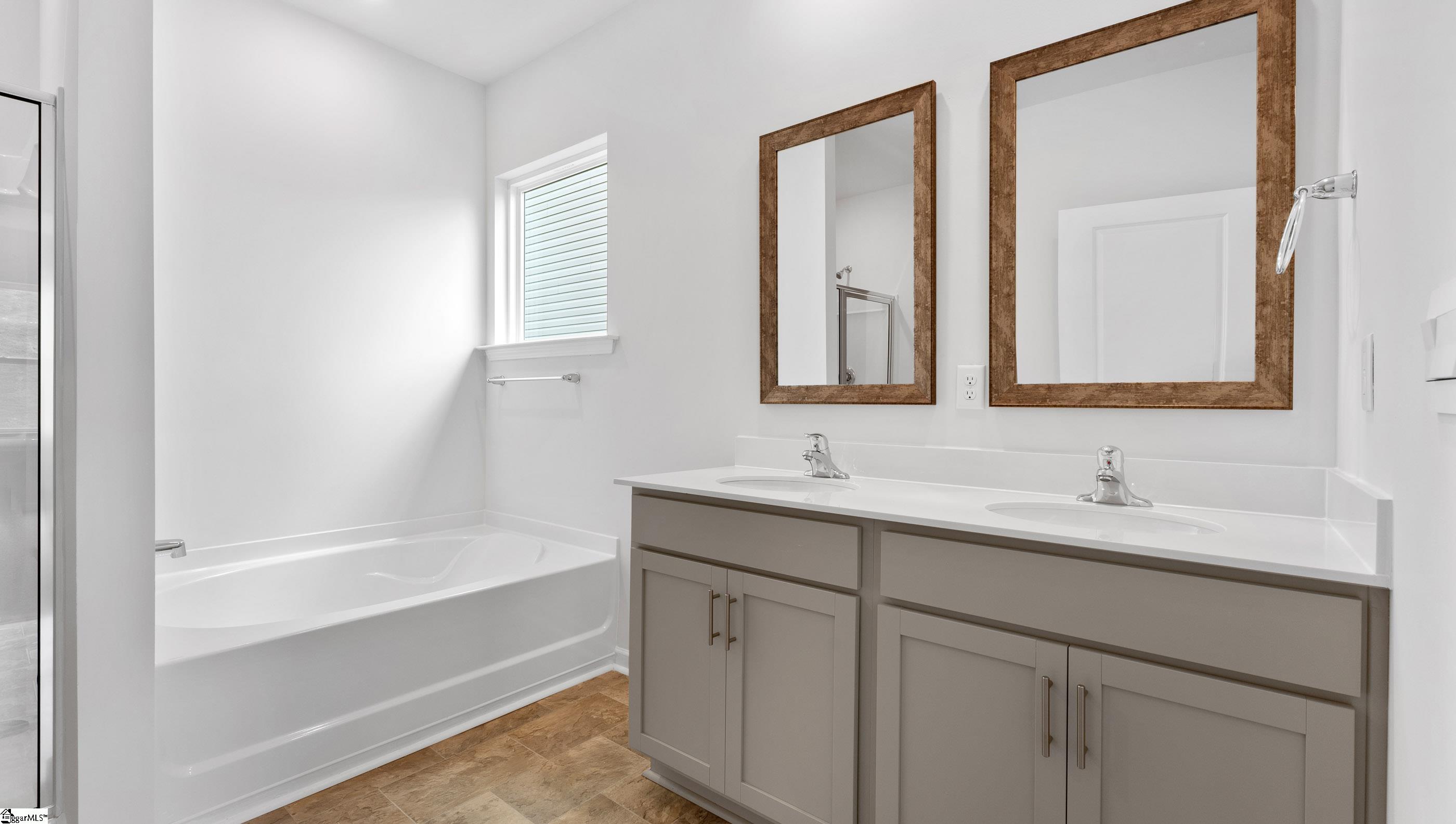 1021 Roleson Way Property Photo 24