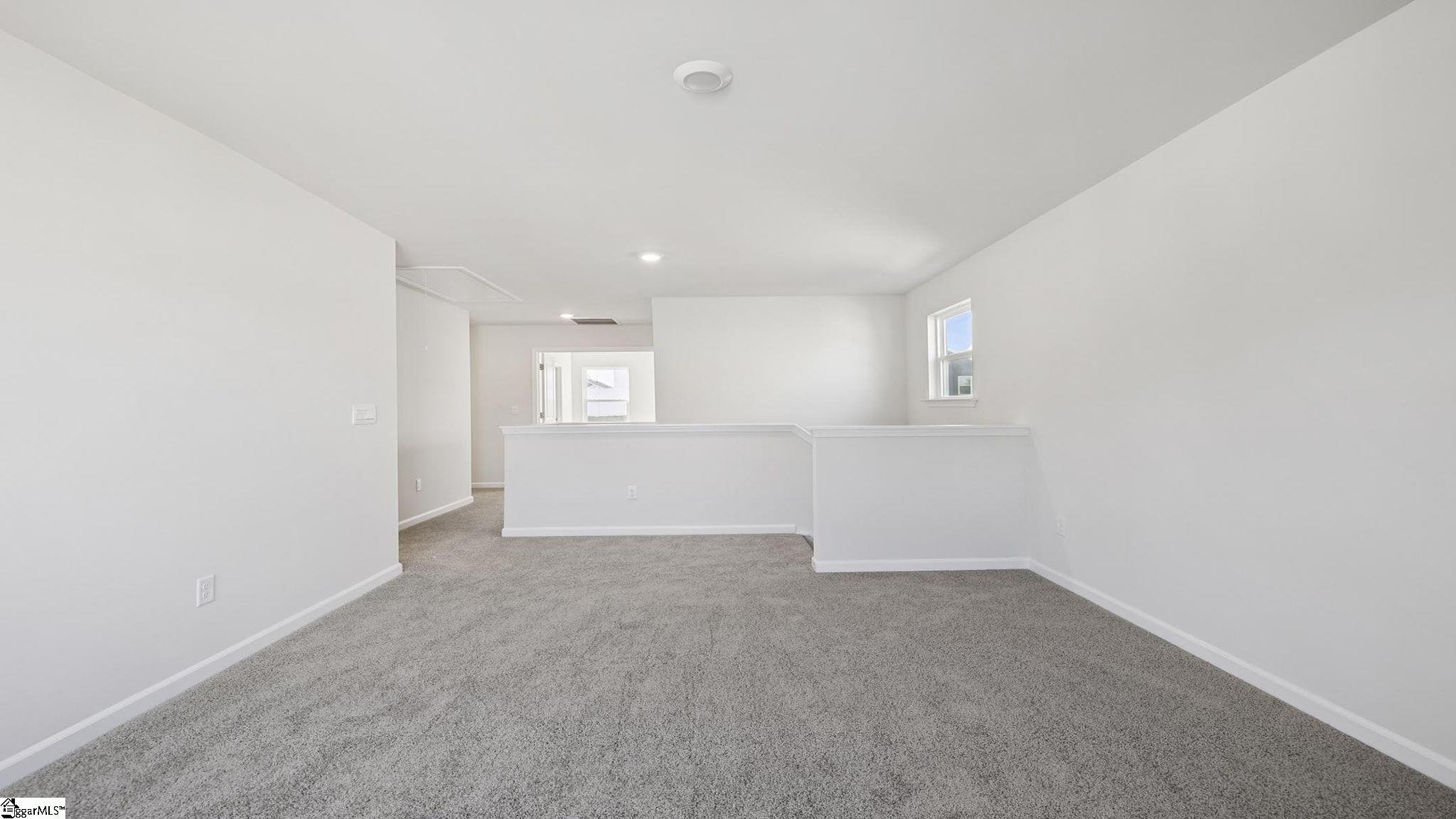 1013 Roleson Way Property Photo 19