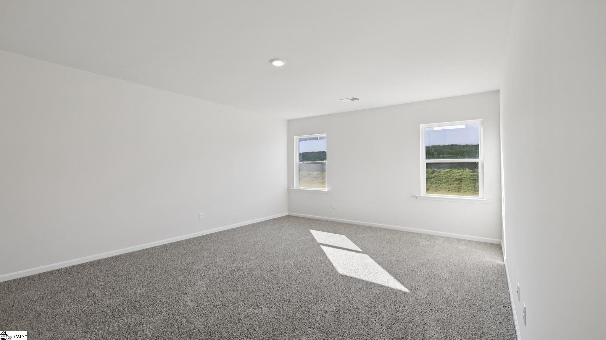 1013 Roleson Way Property Photo 20