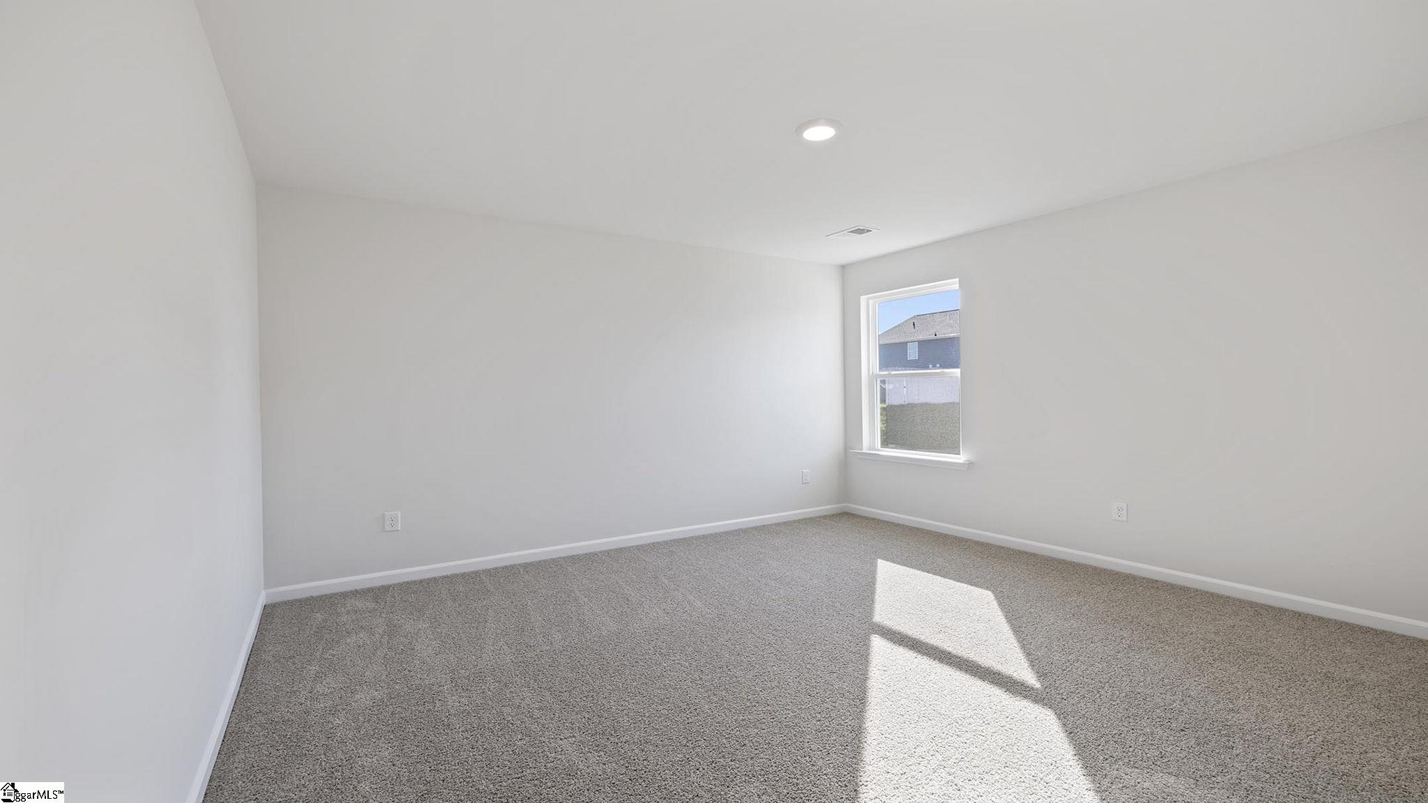 1013 Roleson Way Property Photo 23