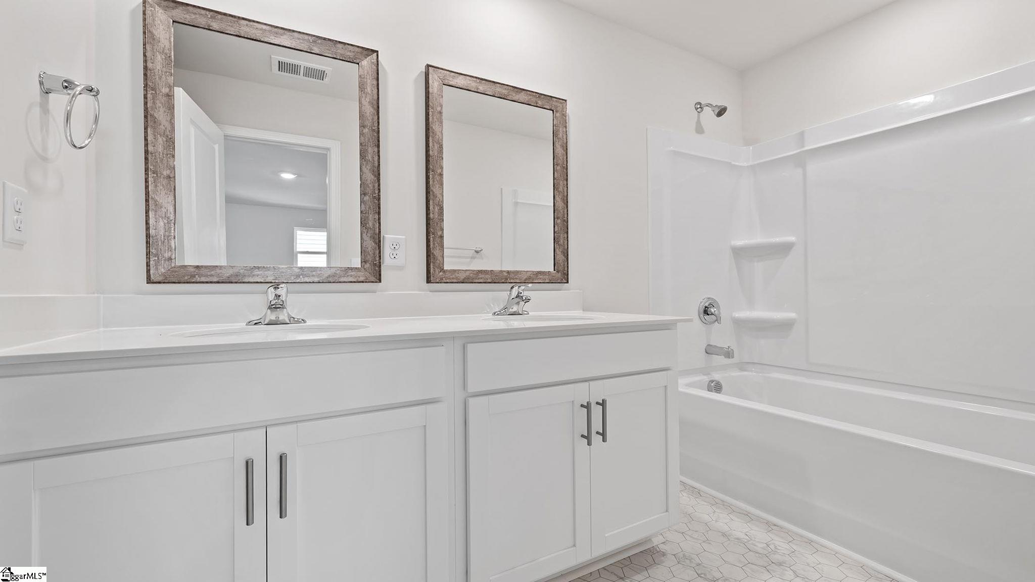 1013 Roleson Way Property Photo 26