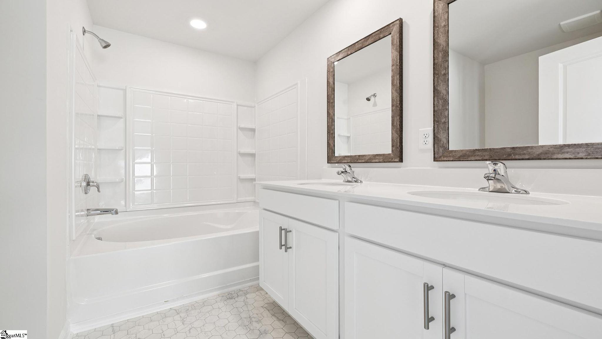 1013 Roleson Way Property Photo 28