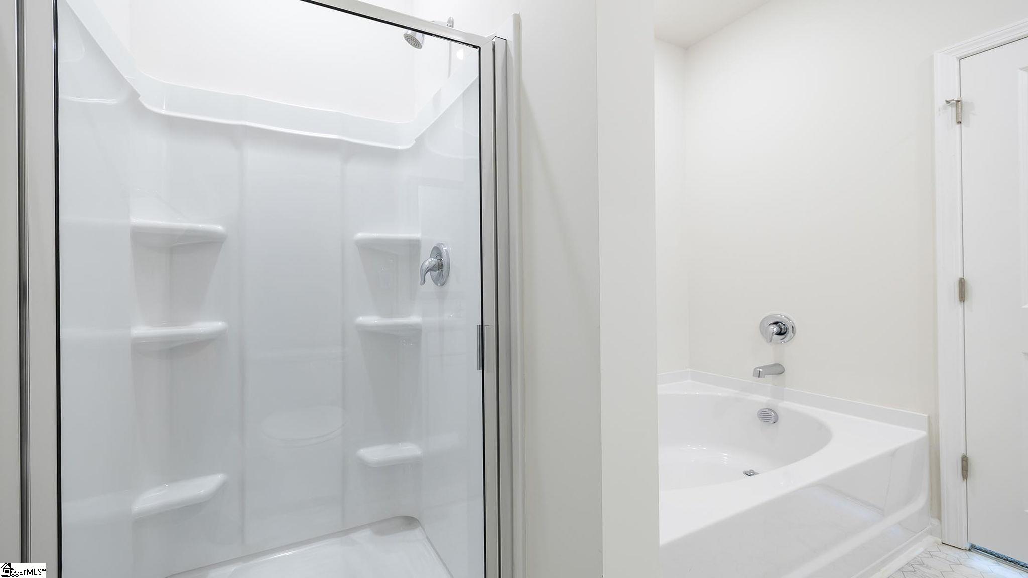 1013 Roleson Way Property Photo 29