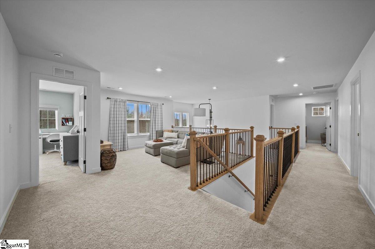 2046 Bluet Drive Property Photo 15