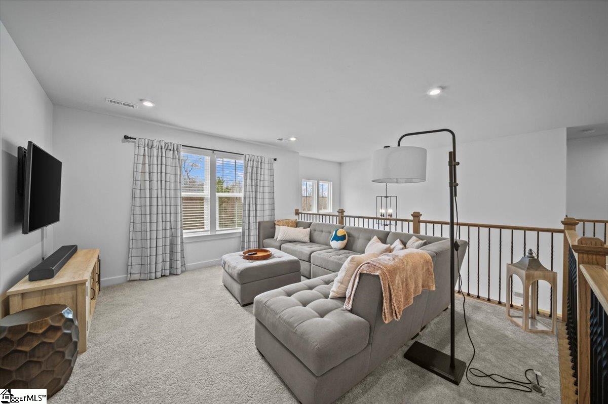 2046 Bluet Drive Property Photo 16