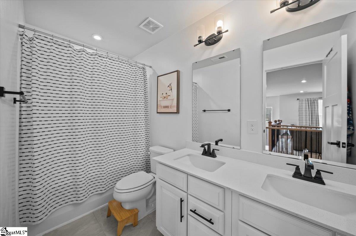 2046 Bluet Drive Property Photo 23