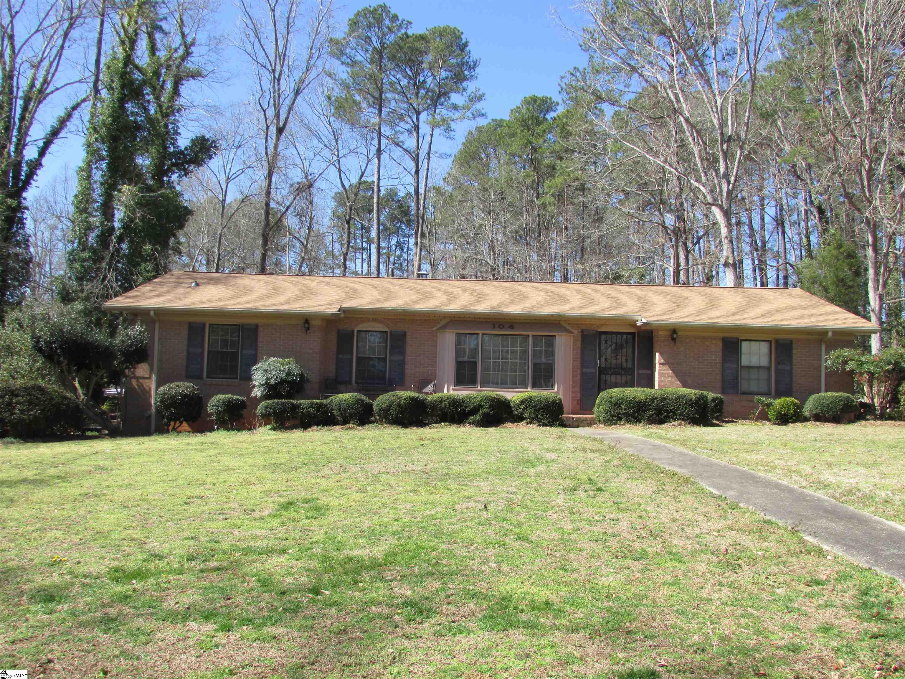 104 Pine Road Property Photo