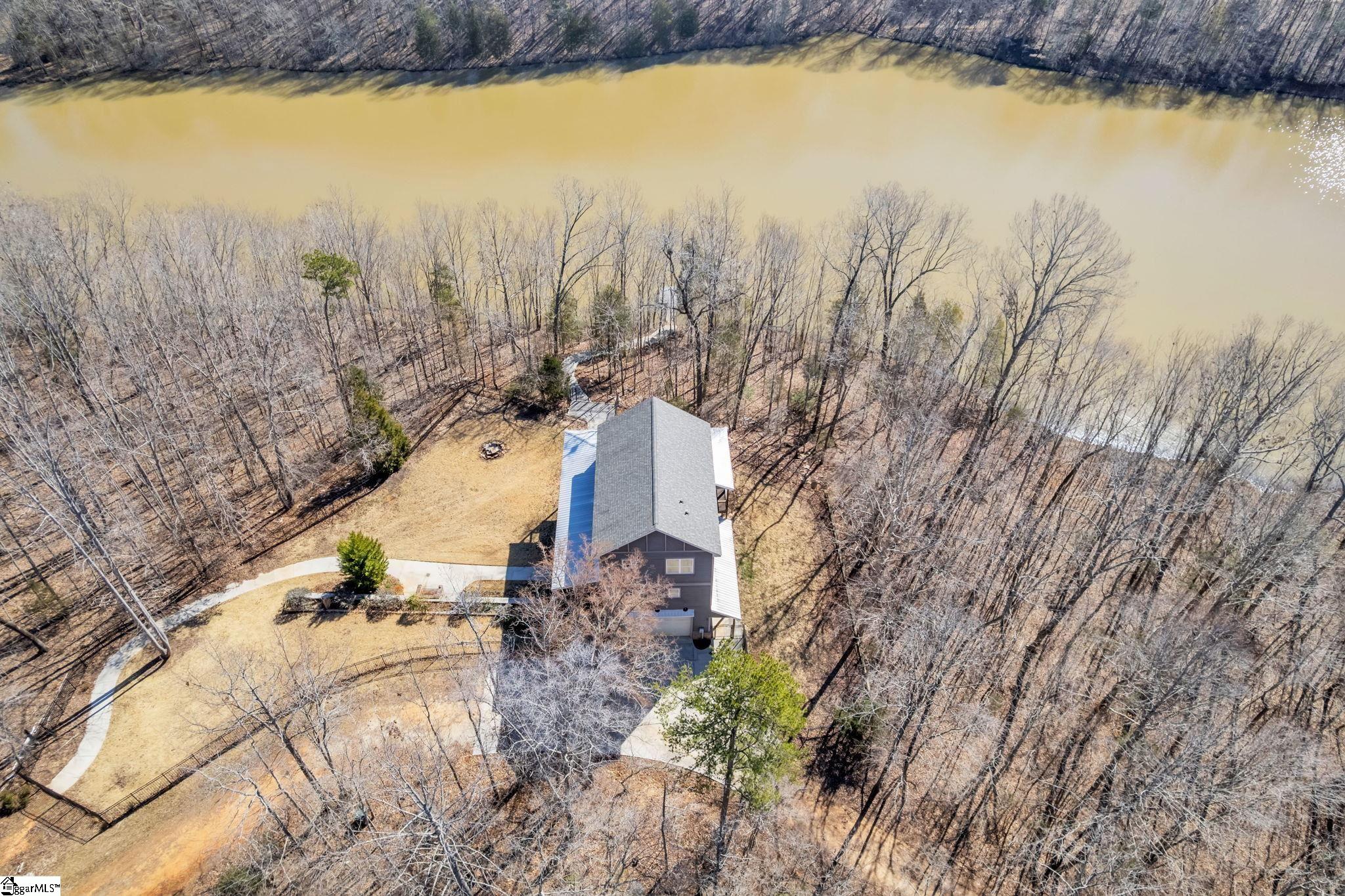 890 Franklin Road Property Photo