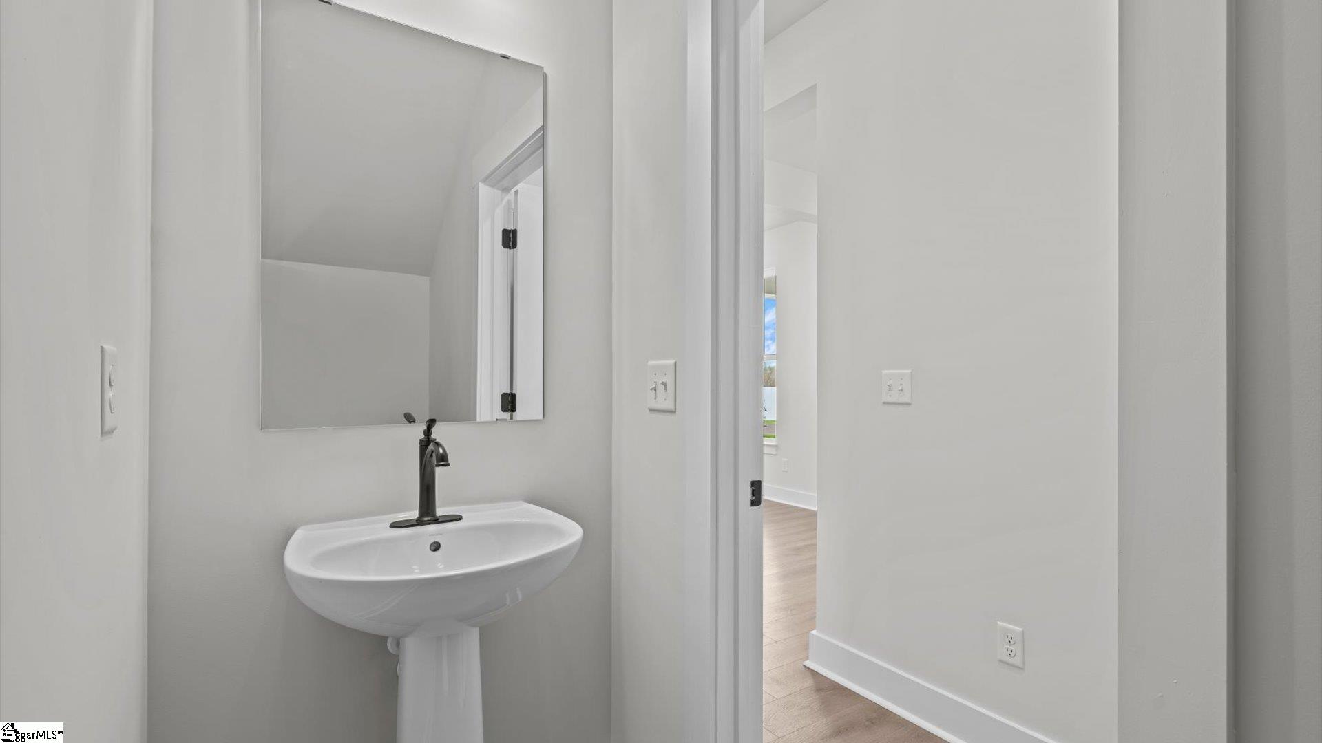 508 Winstone Trail Property Photo 17