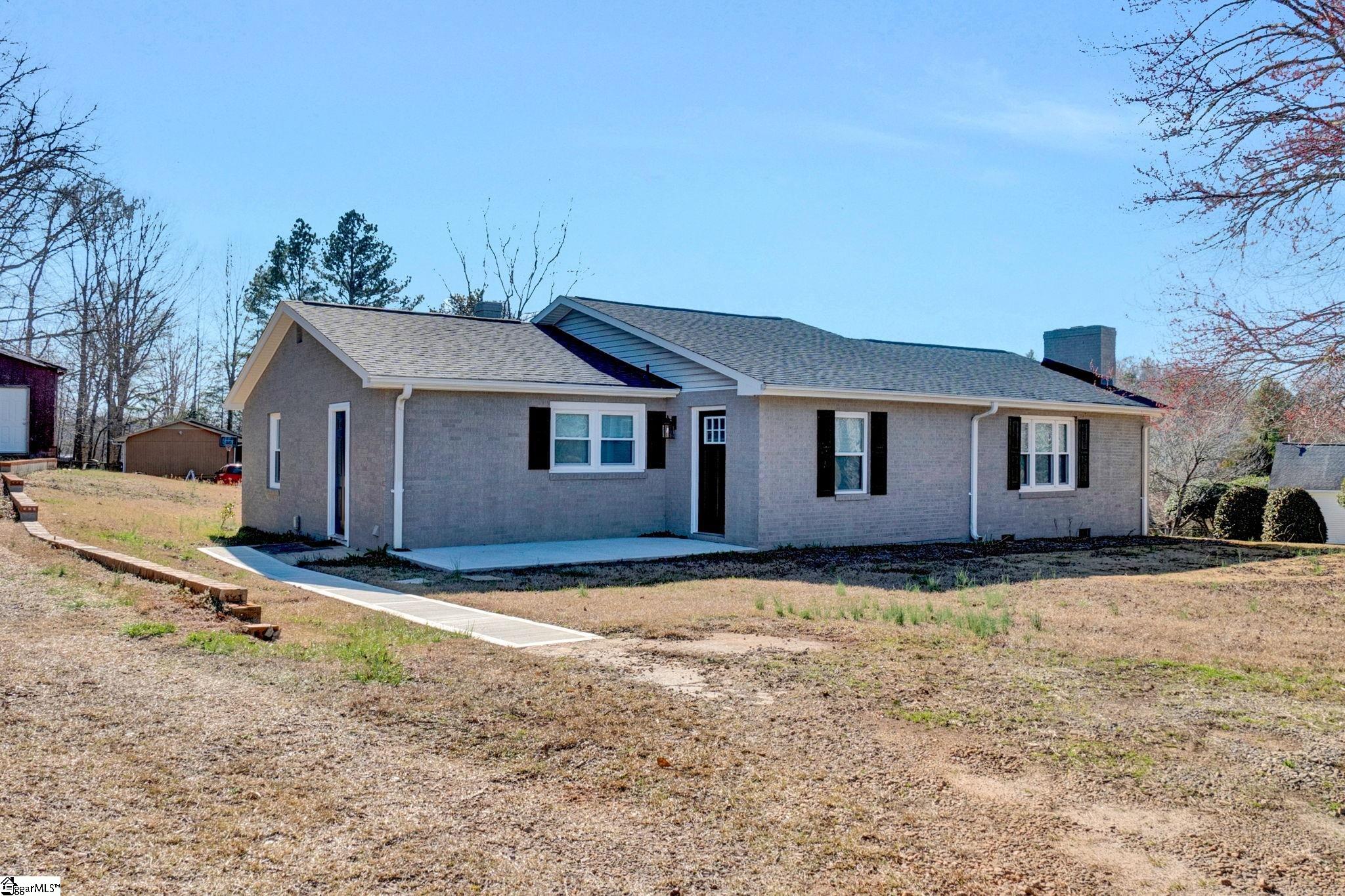 1003 Gravley Road Property Photo