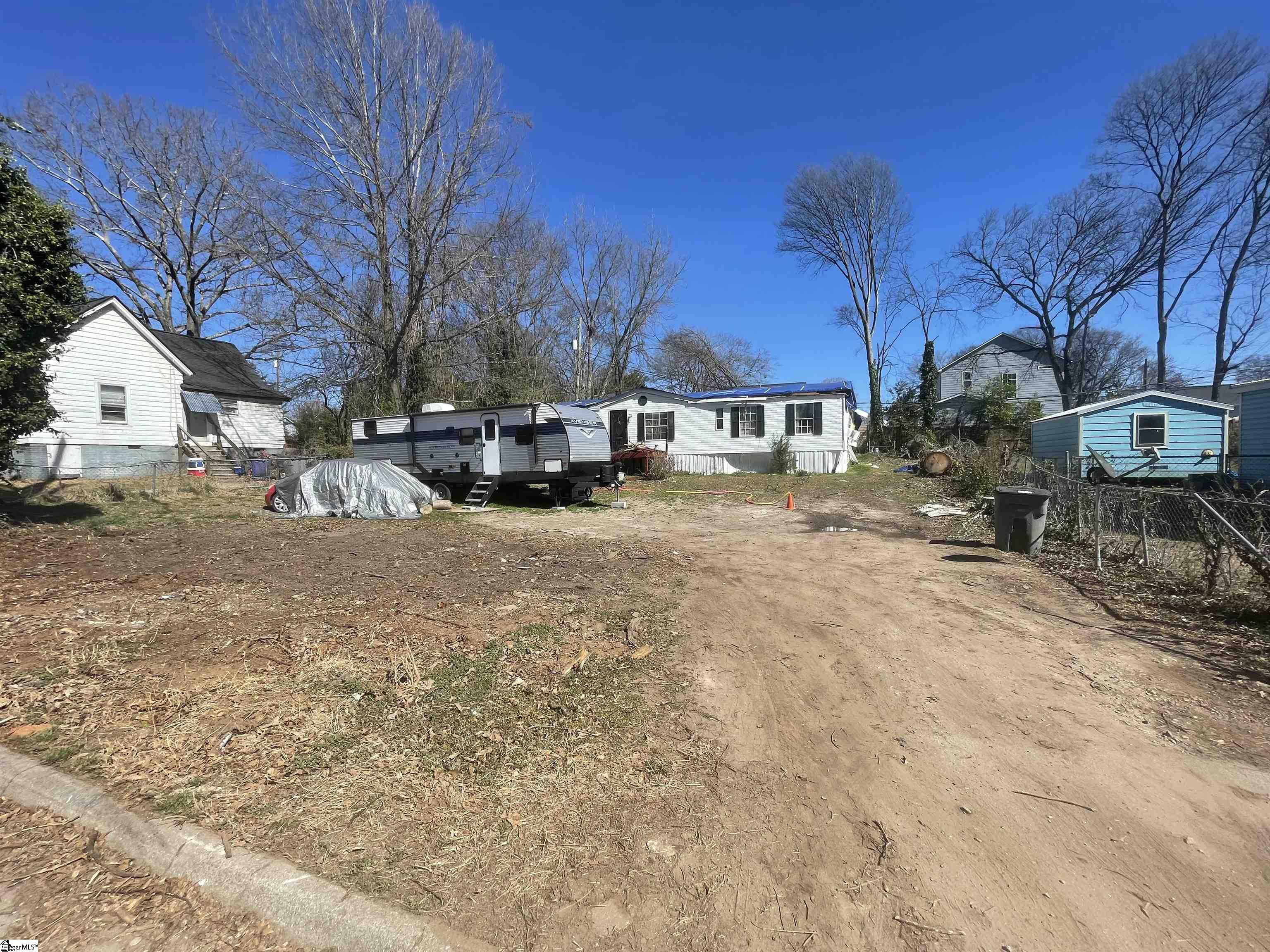 16 Woodward Street Property Photo