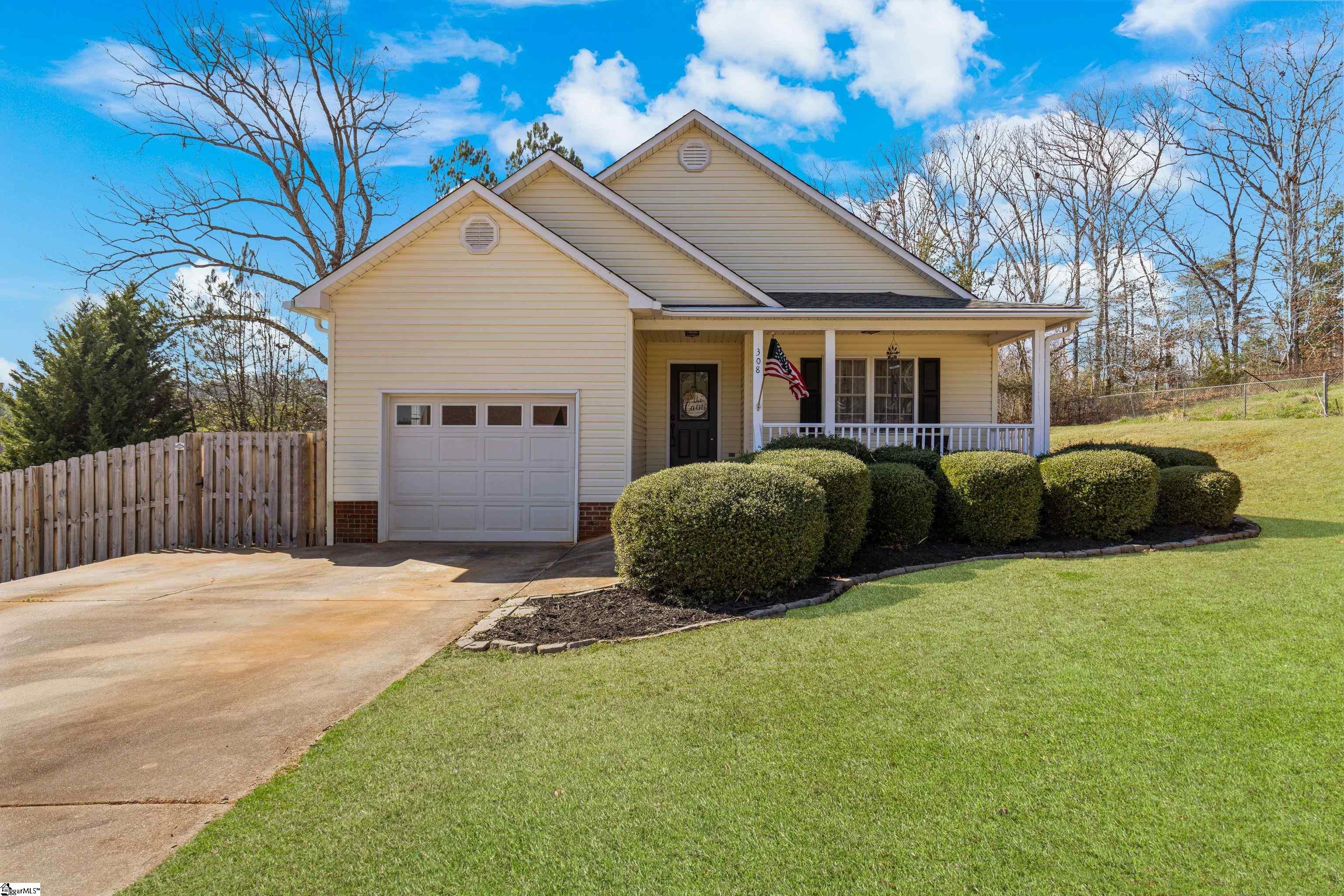 308 Dean Street Property Photo