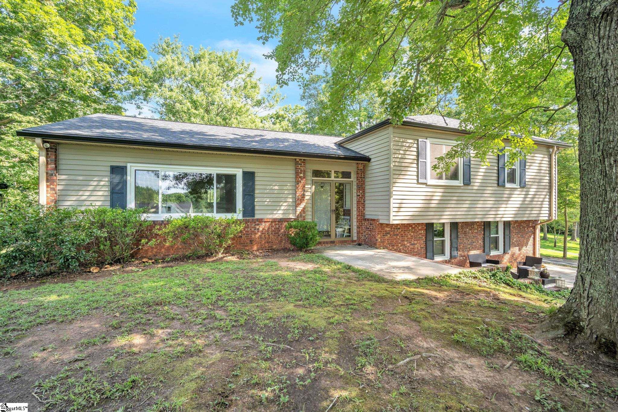 196 E Lake Drive Property Photo