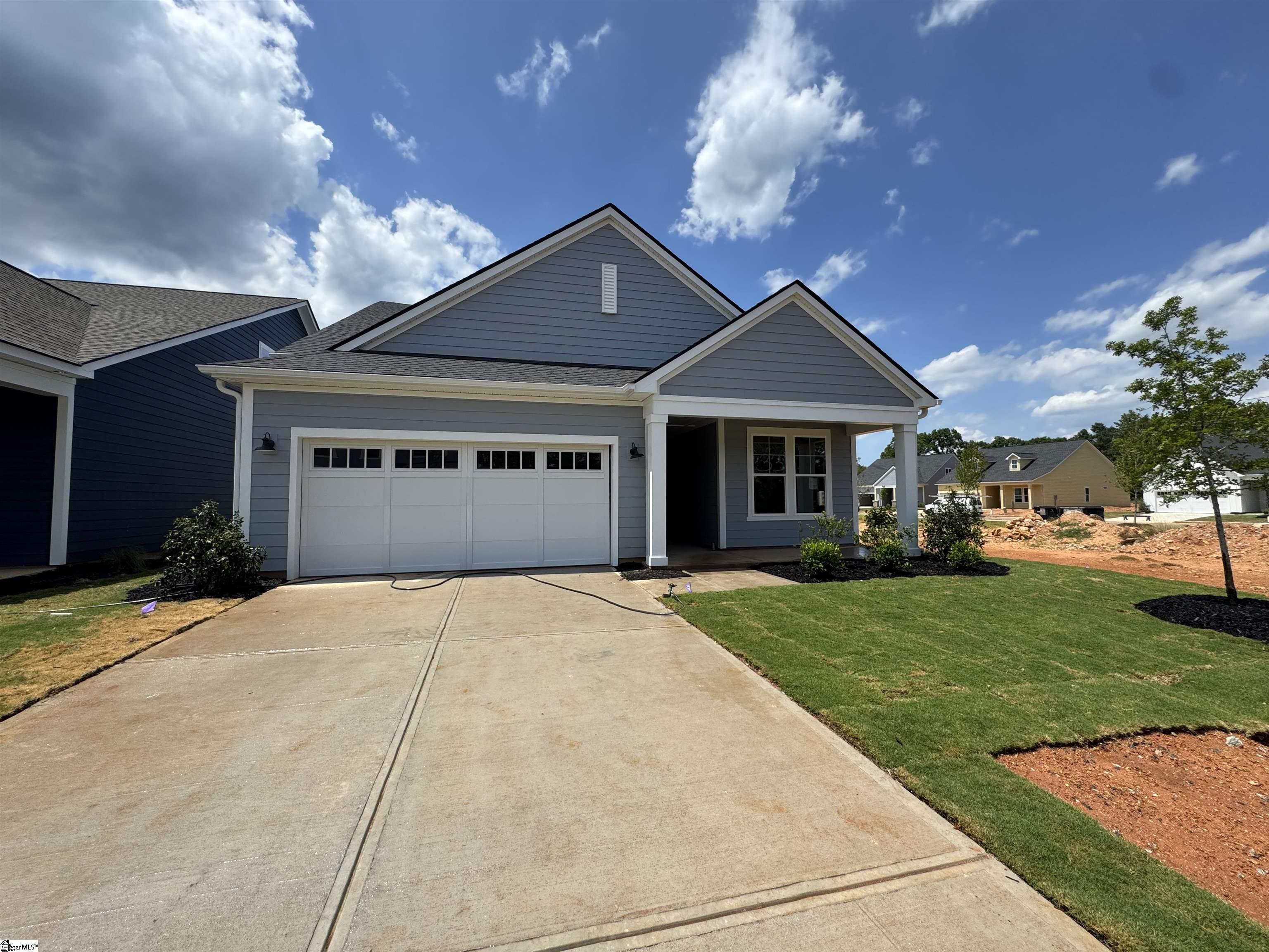 109 Winding Stream Circle Property Photo 1