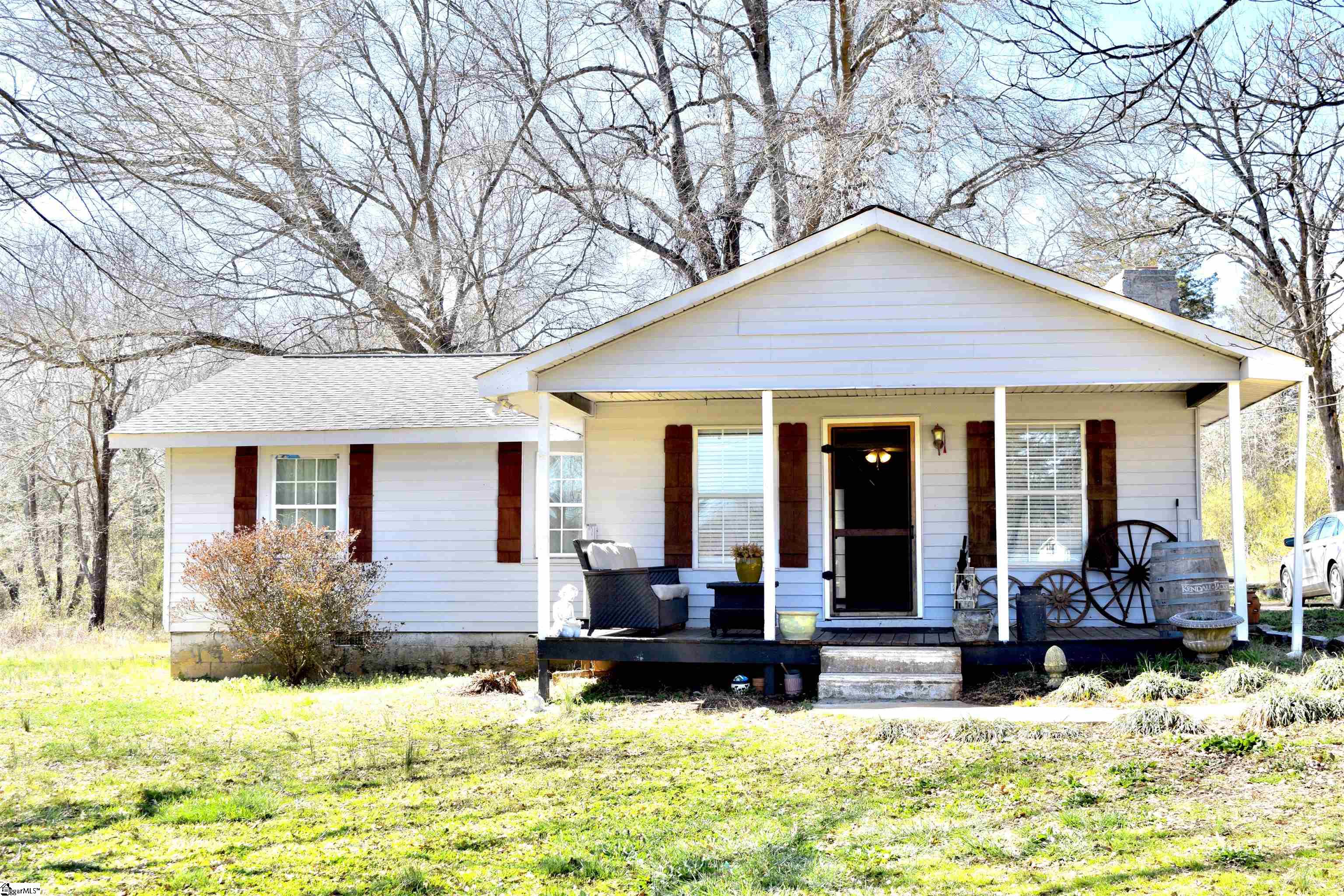 147 Eastview Road Property Photo