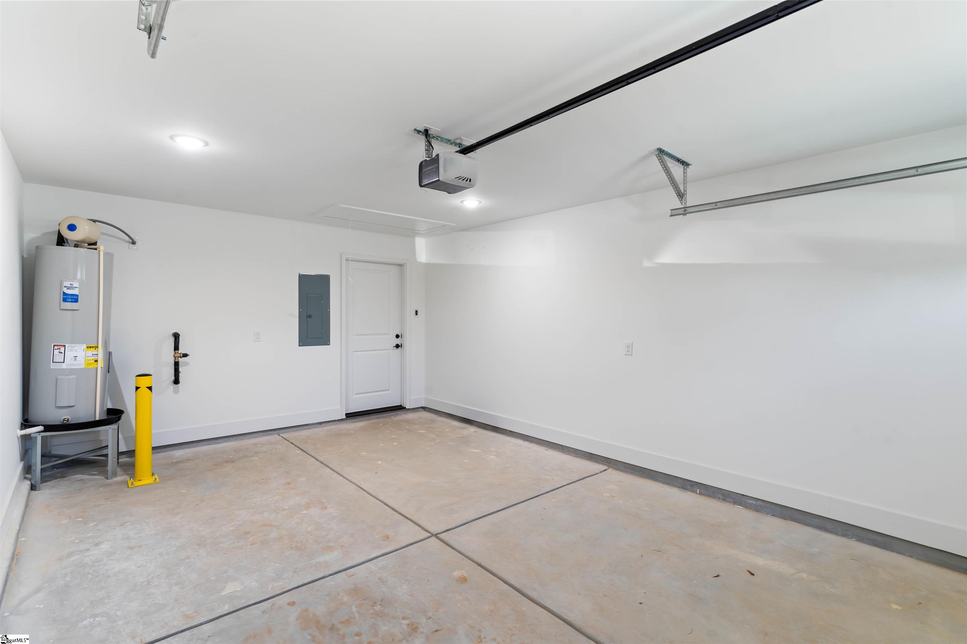 931 N Granard Street Property Photo 8