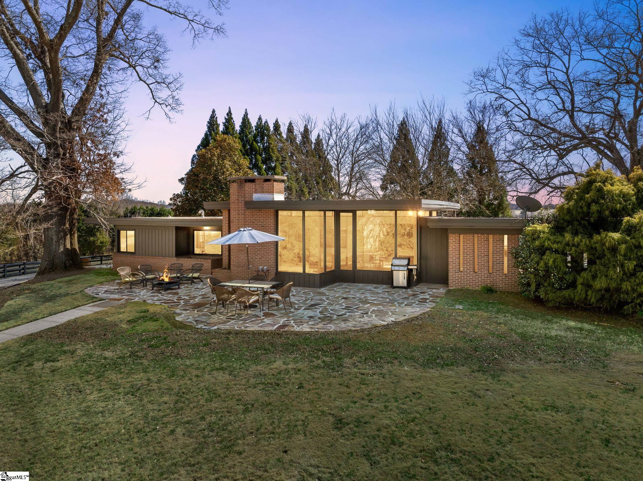 145 Dickson Road Property Photo