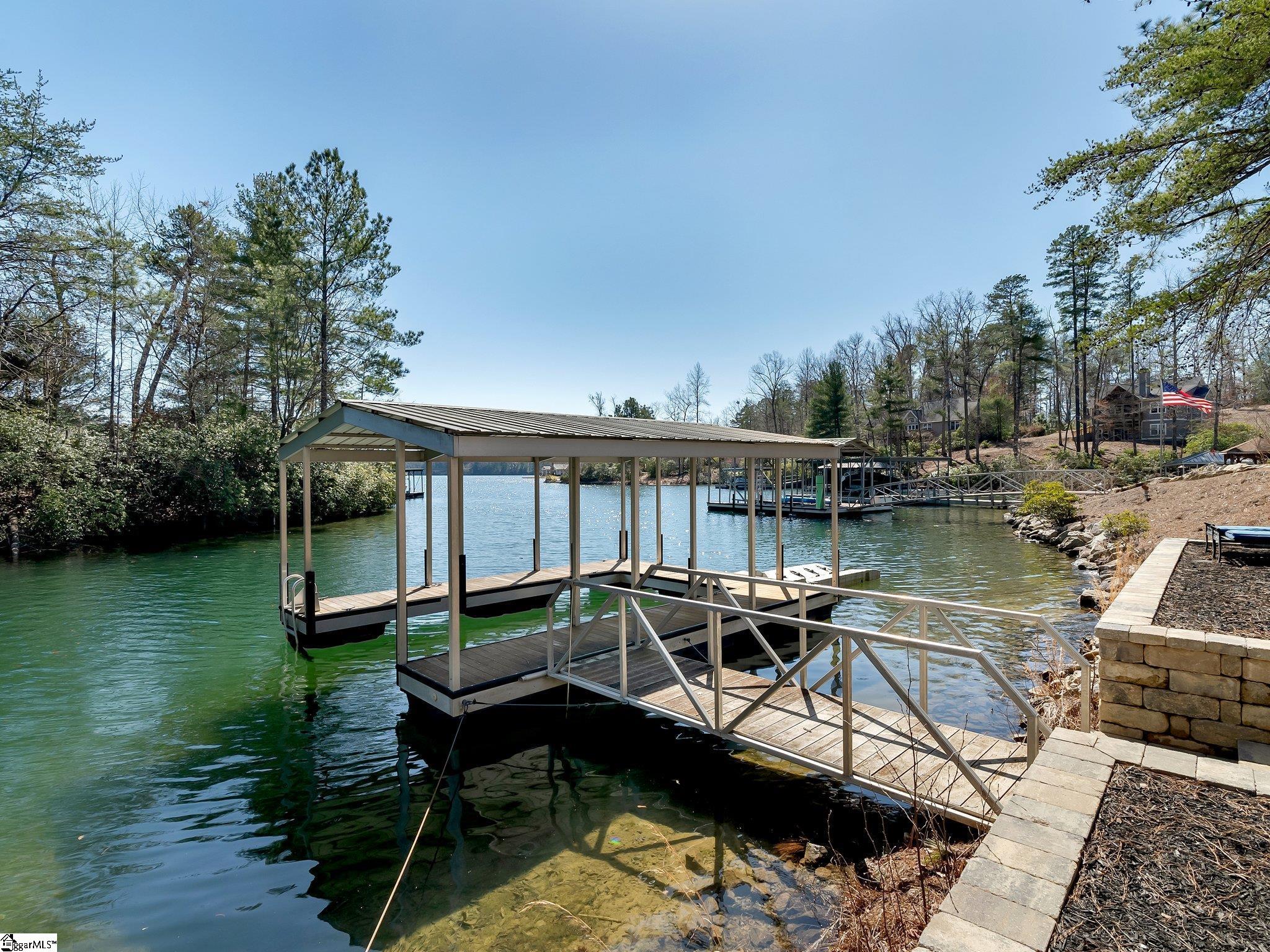 918 Longshore Drive Property Photo 4