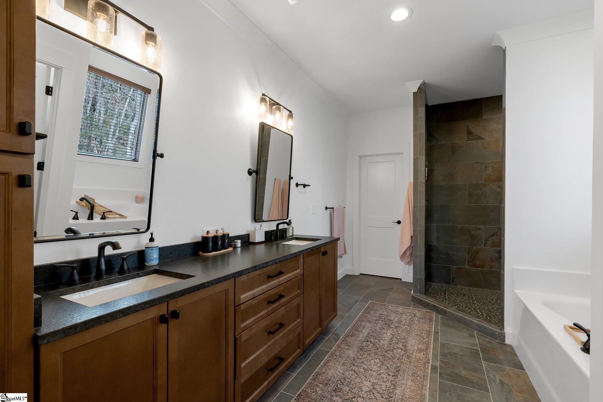 918 Longshore Drive Property Photo 30