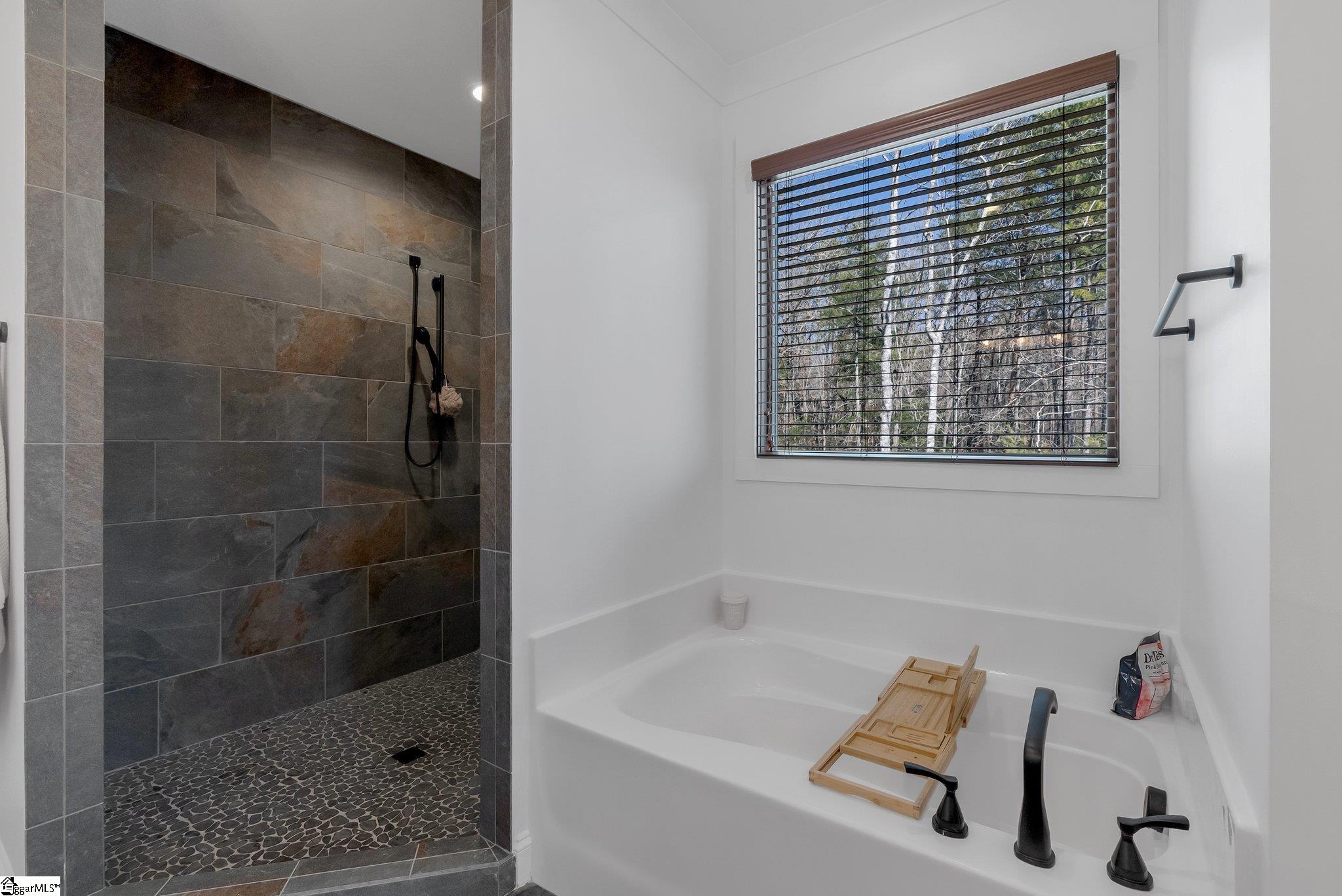 918 Longshore Drive Property Photo 31