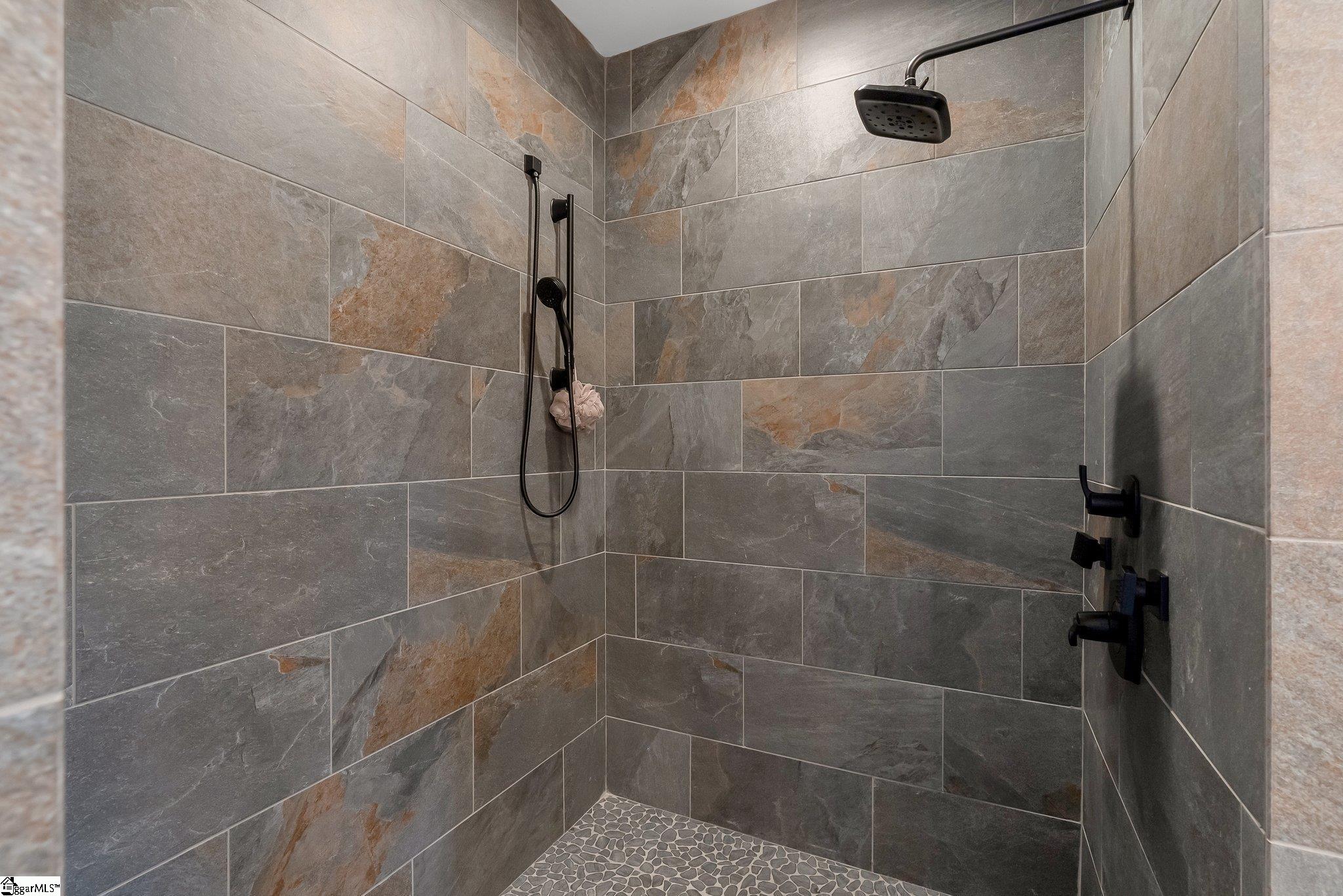 918 Longshore Drive Property Photo 32