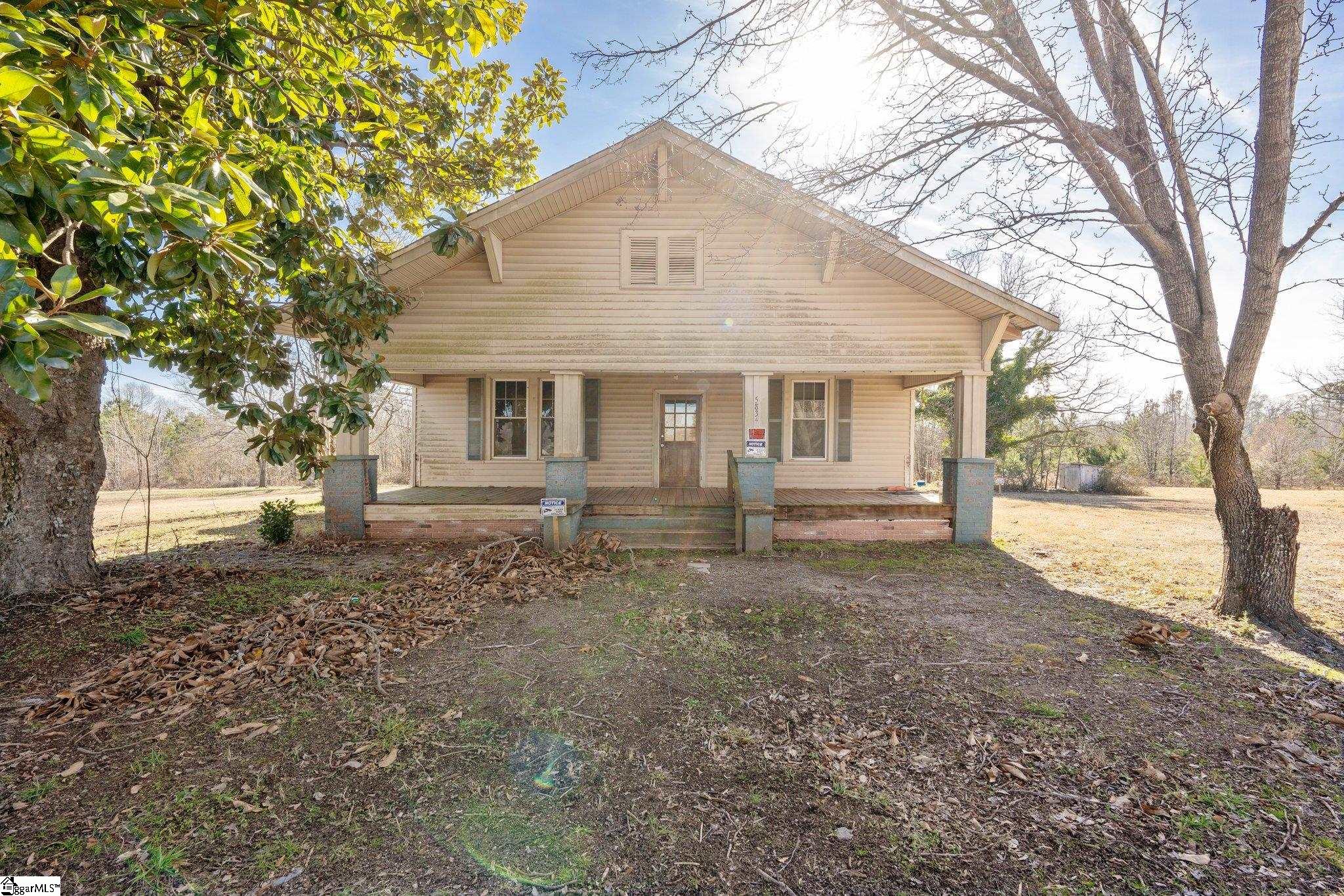 5838 Highway 92 Property Photo
