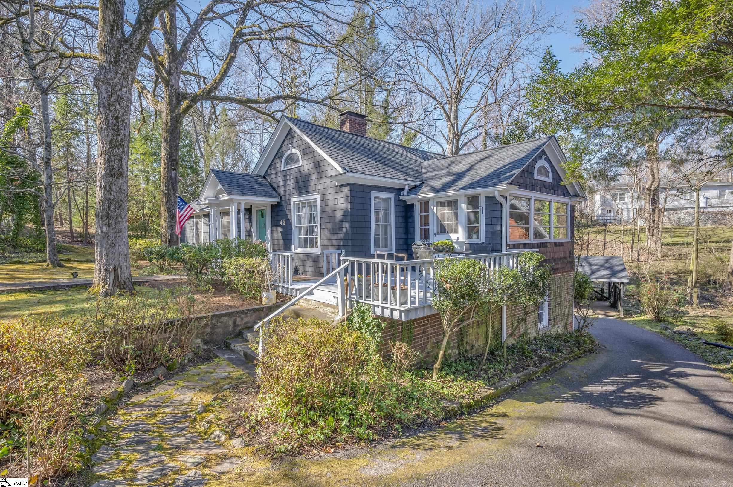 45 Pine Crest Lane Property Photo