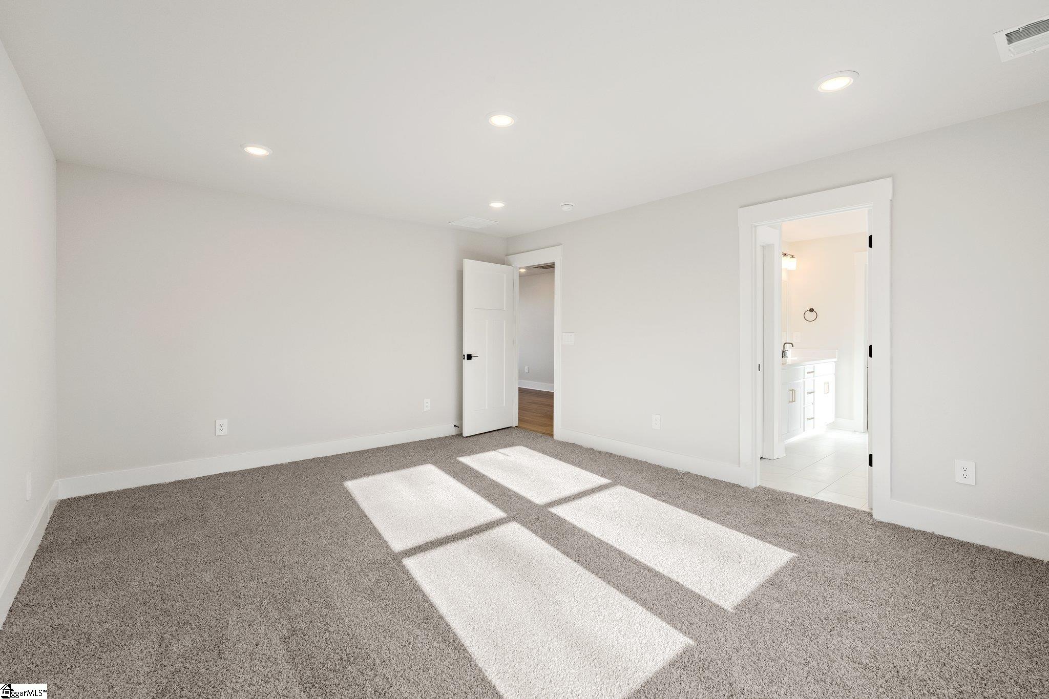 117 Willoughby Way Property Photo 28