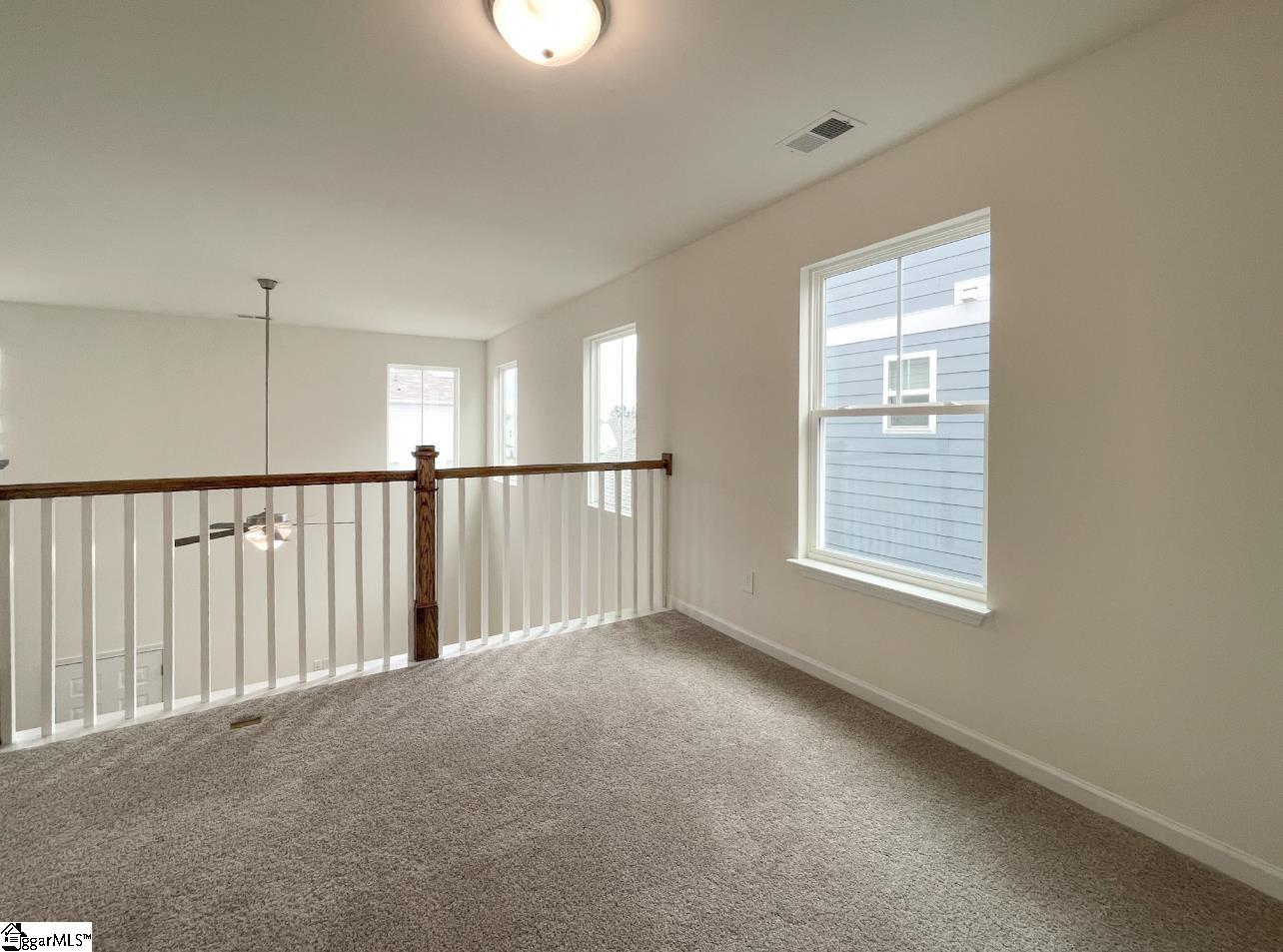 667 Columbus Circle Property Photo 3