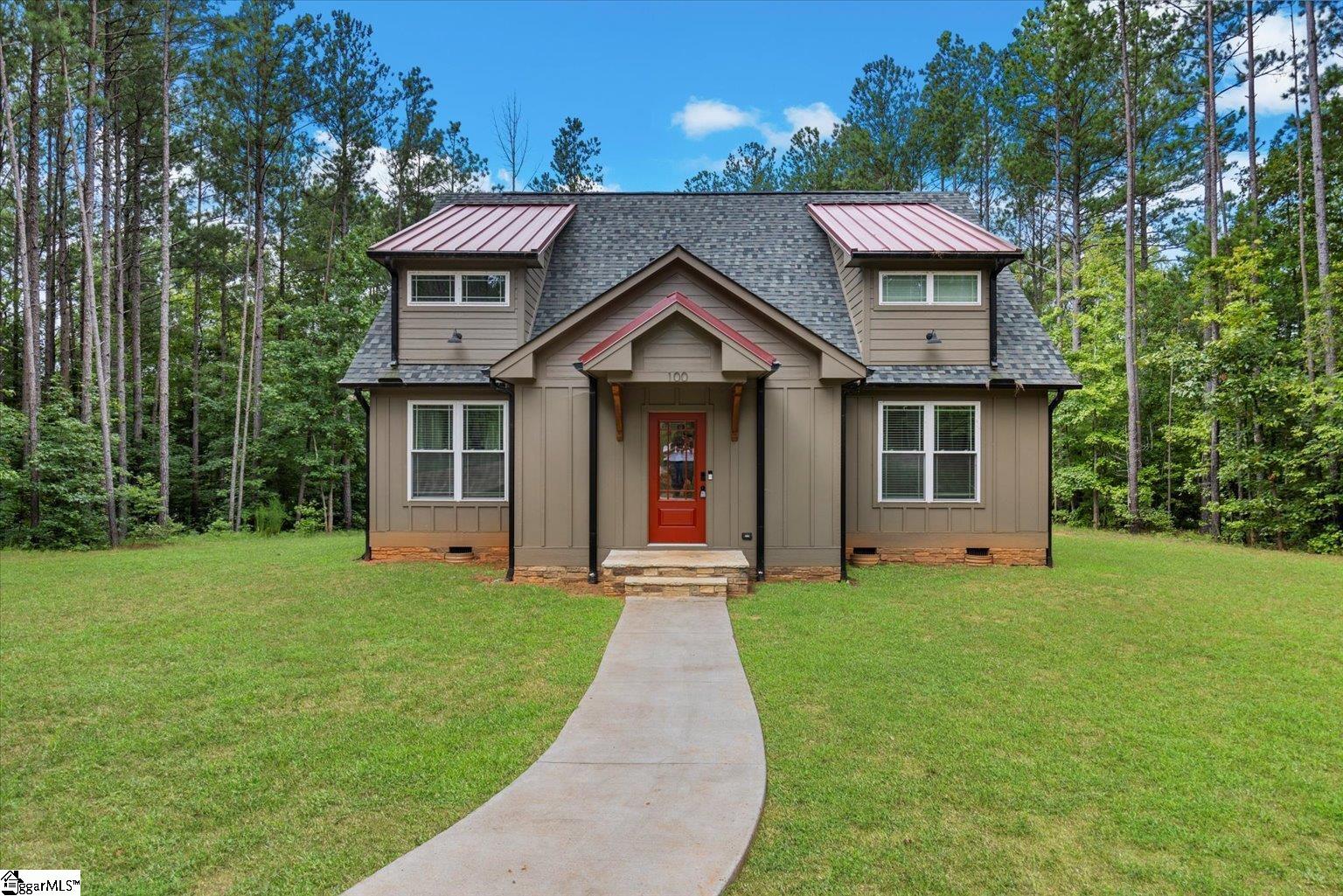 100 Waterside Drive Property Photo