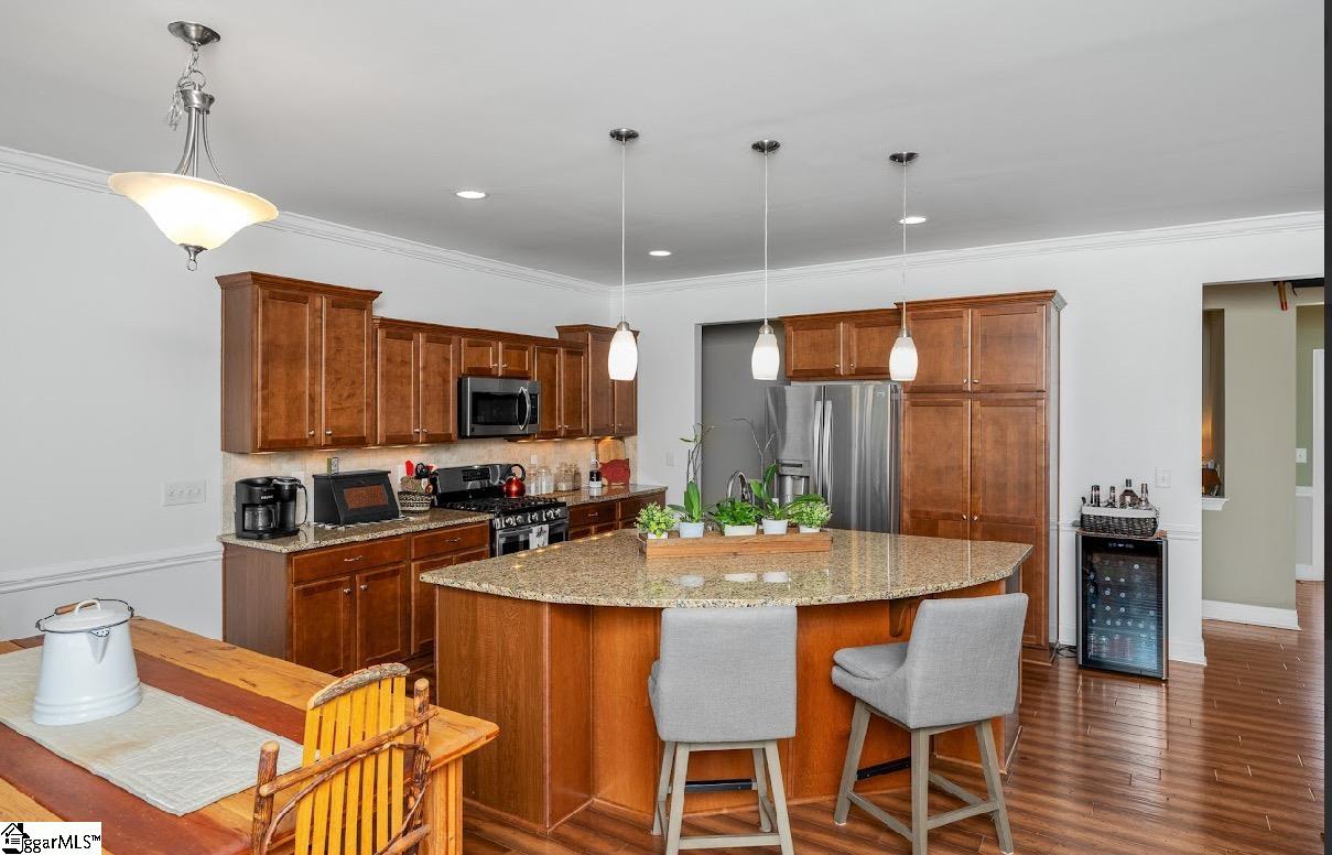 300 Wedge Way Property Photo 13