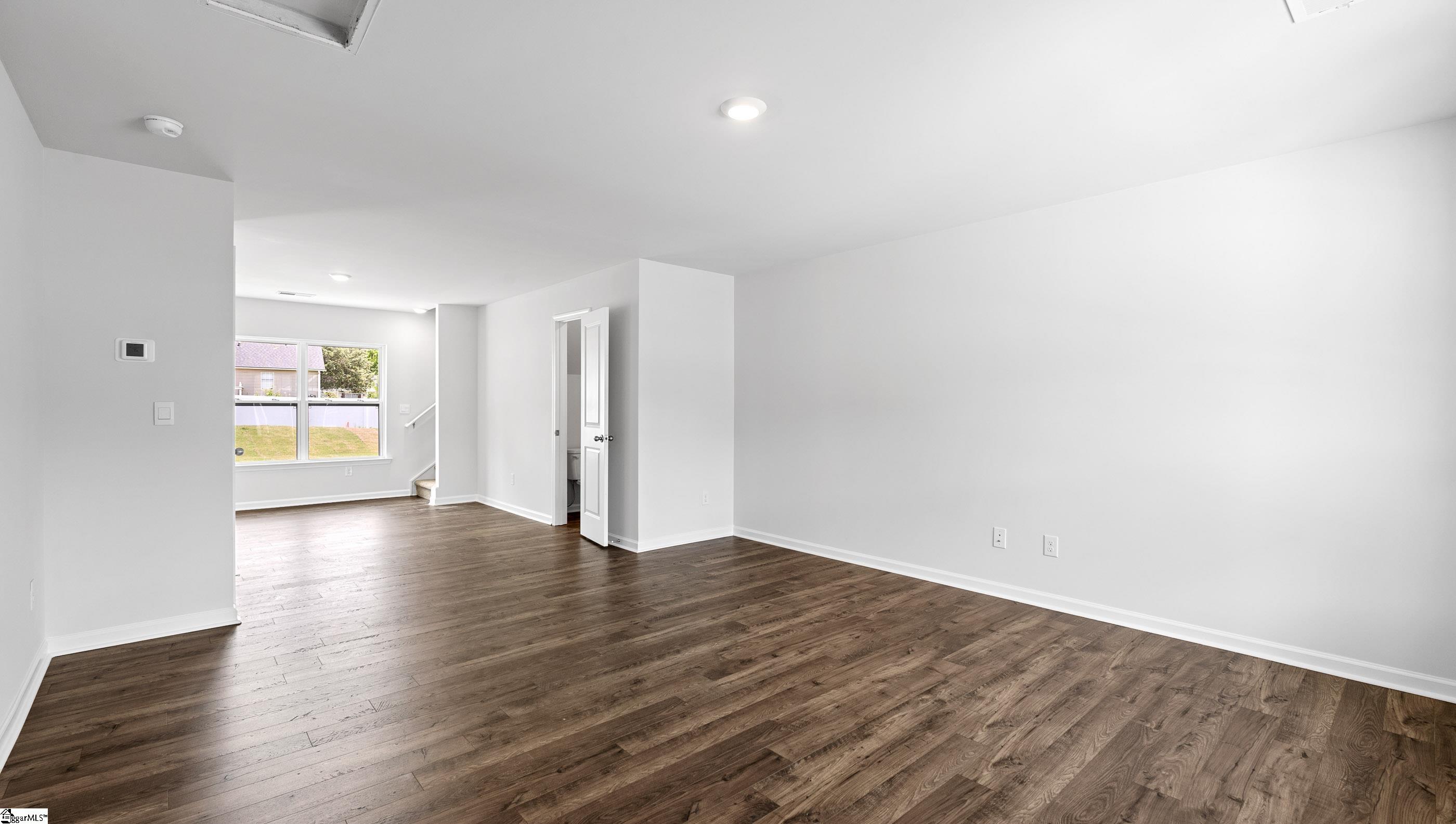 633 Evaleigh Street Property Photo 10