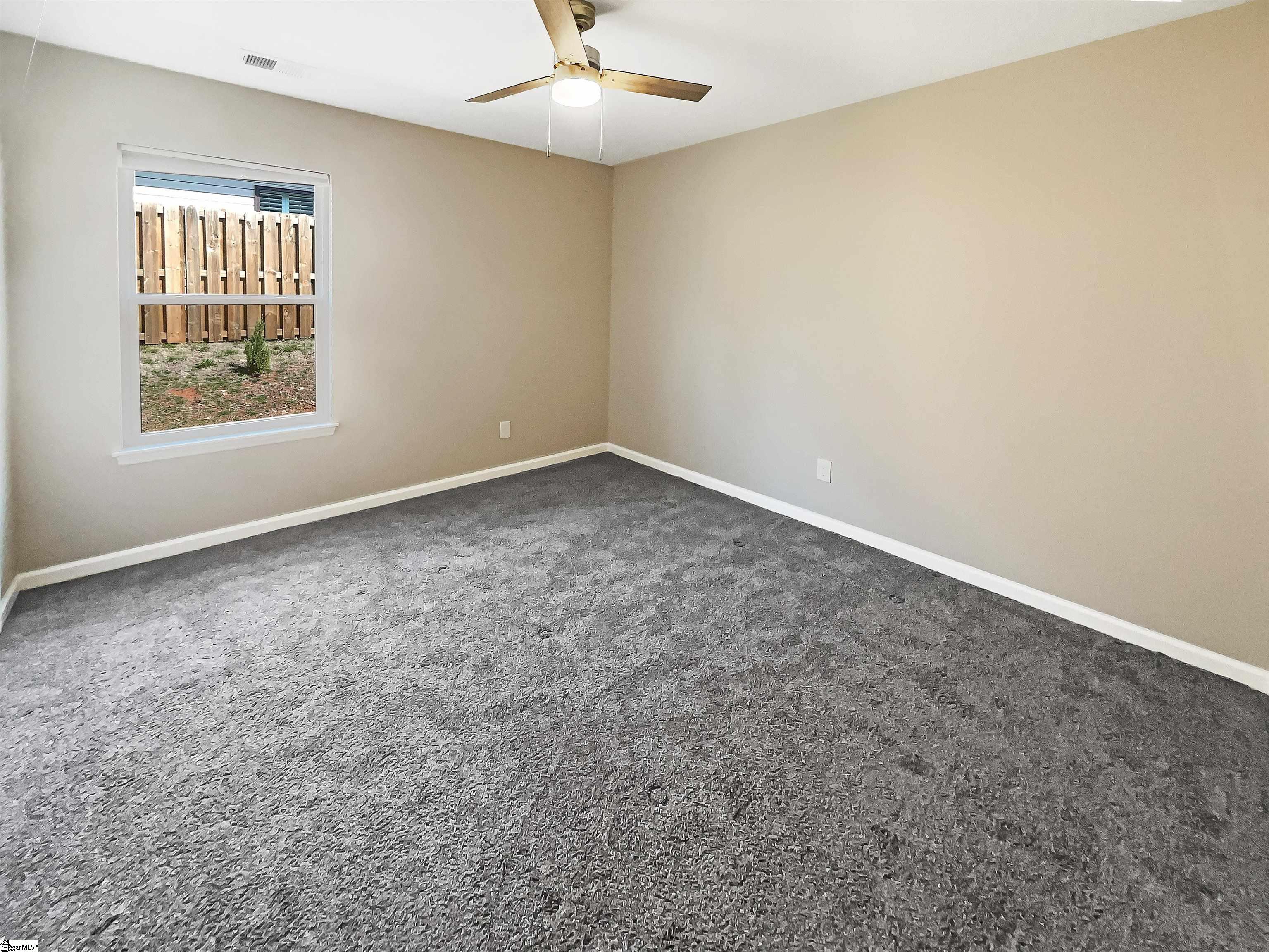 212 Michael Street Property Photo 5