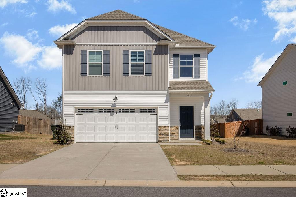 114 Bruinen Drive Property Photo